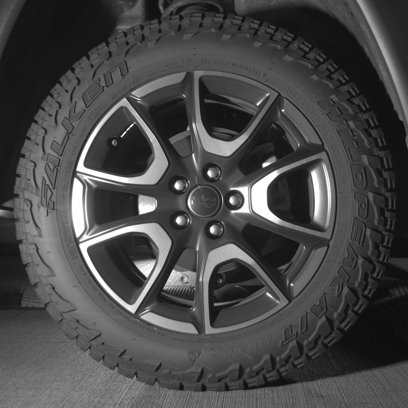 Thumbnail: 2025 Jeep Compass - 15