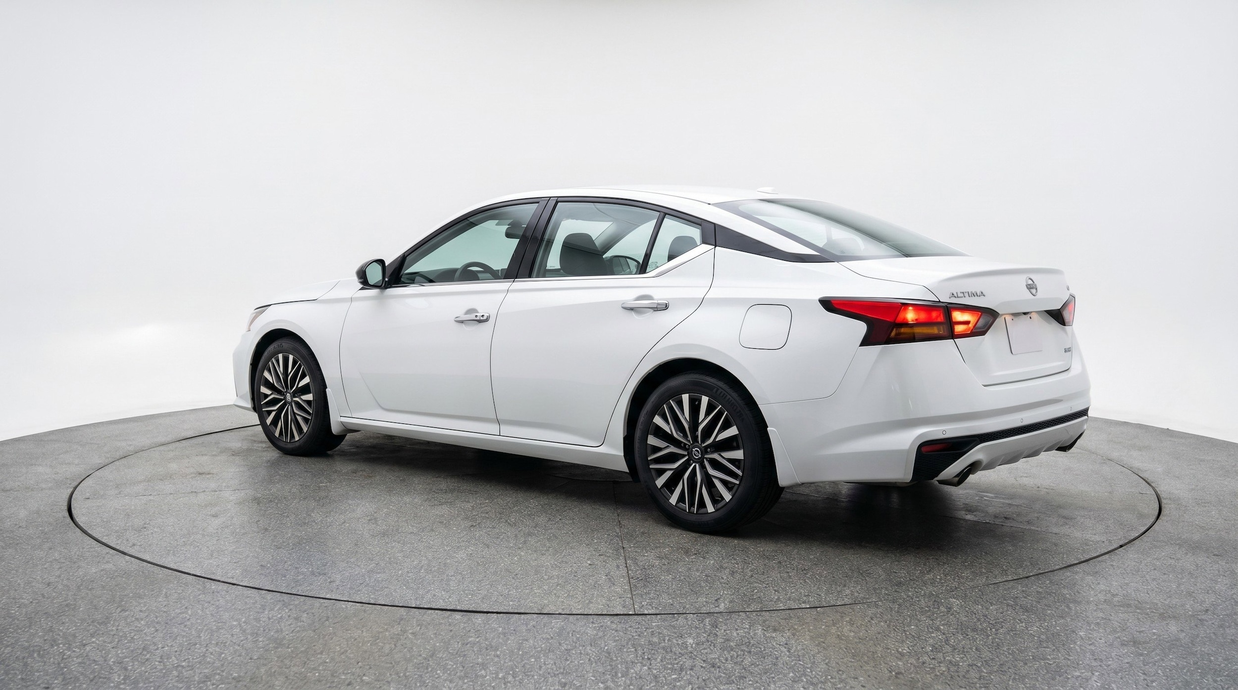 Thumbnail: 2025 Nissan Altima - 6