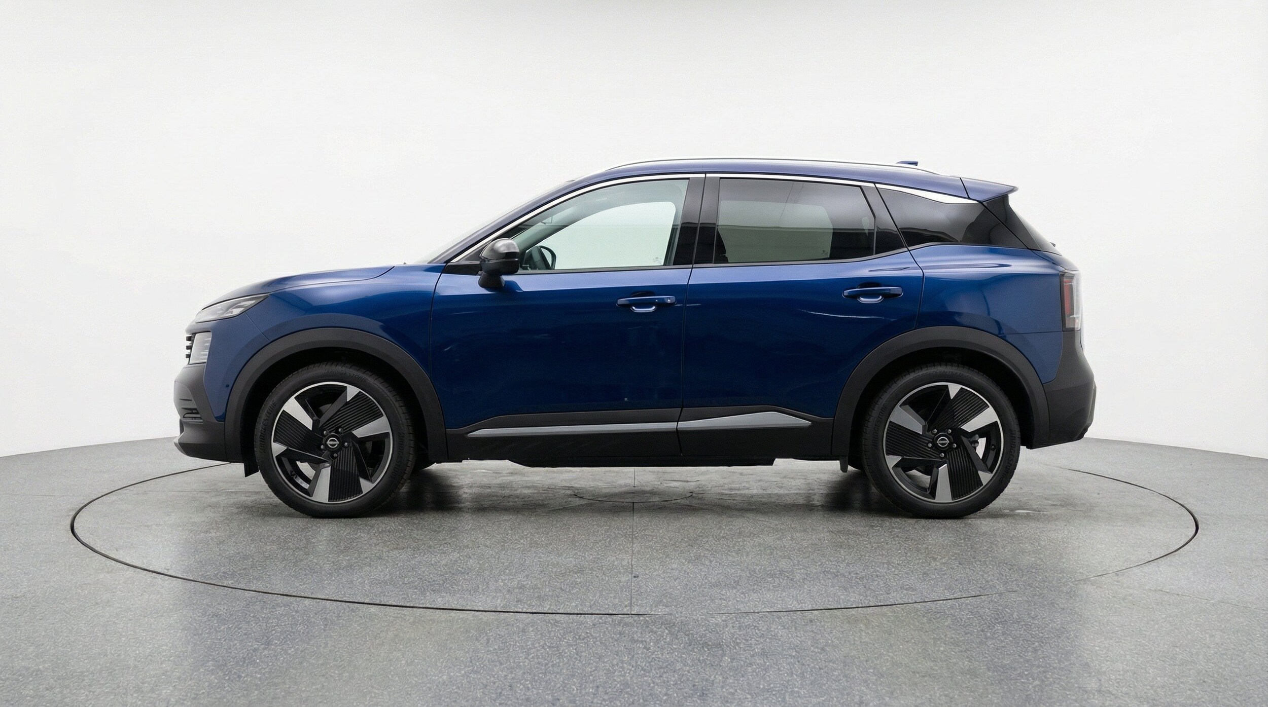 Thumbnail: 2026 Nissan Kicks - 5