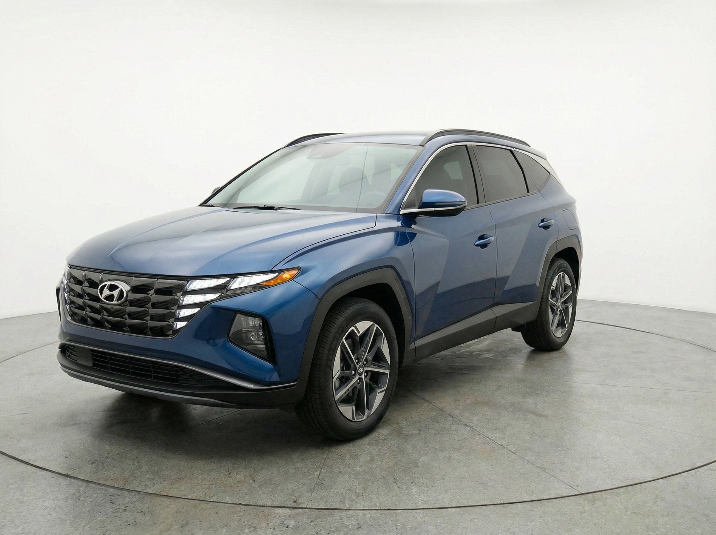 Thumbnail: 2025 Hyundai Tucson - 3