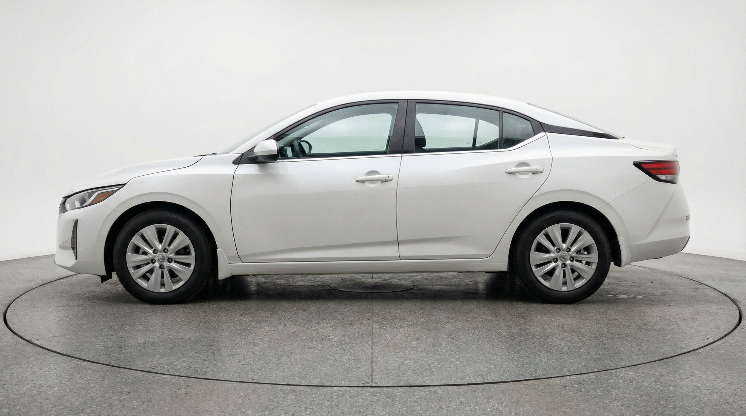 Thumbnail: 2025 Nissan Sentra - 5