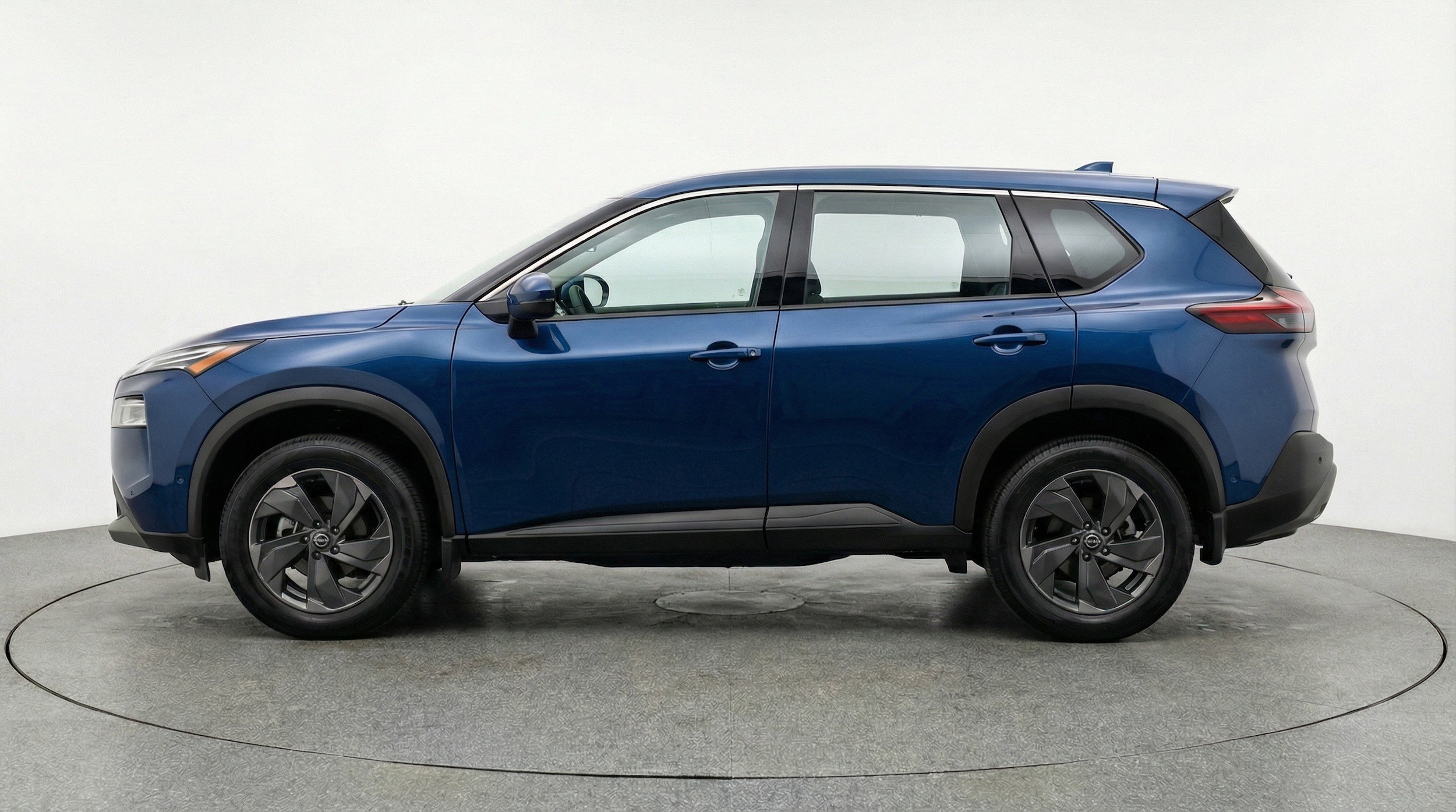 Thumbnail: 2025 Nissan Rogue - 5