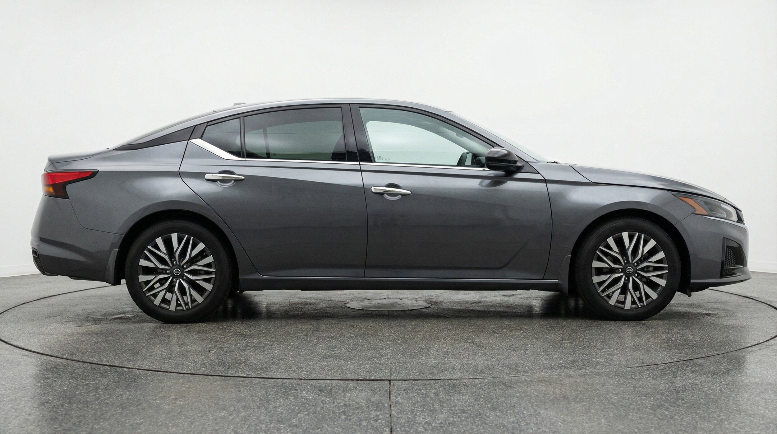Thumbnail: 2025 Nissan Altima - 11