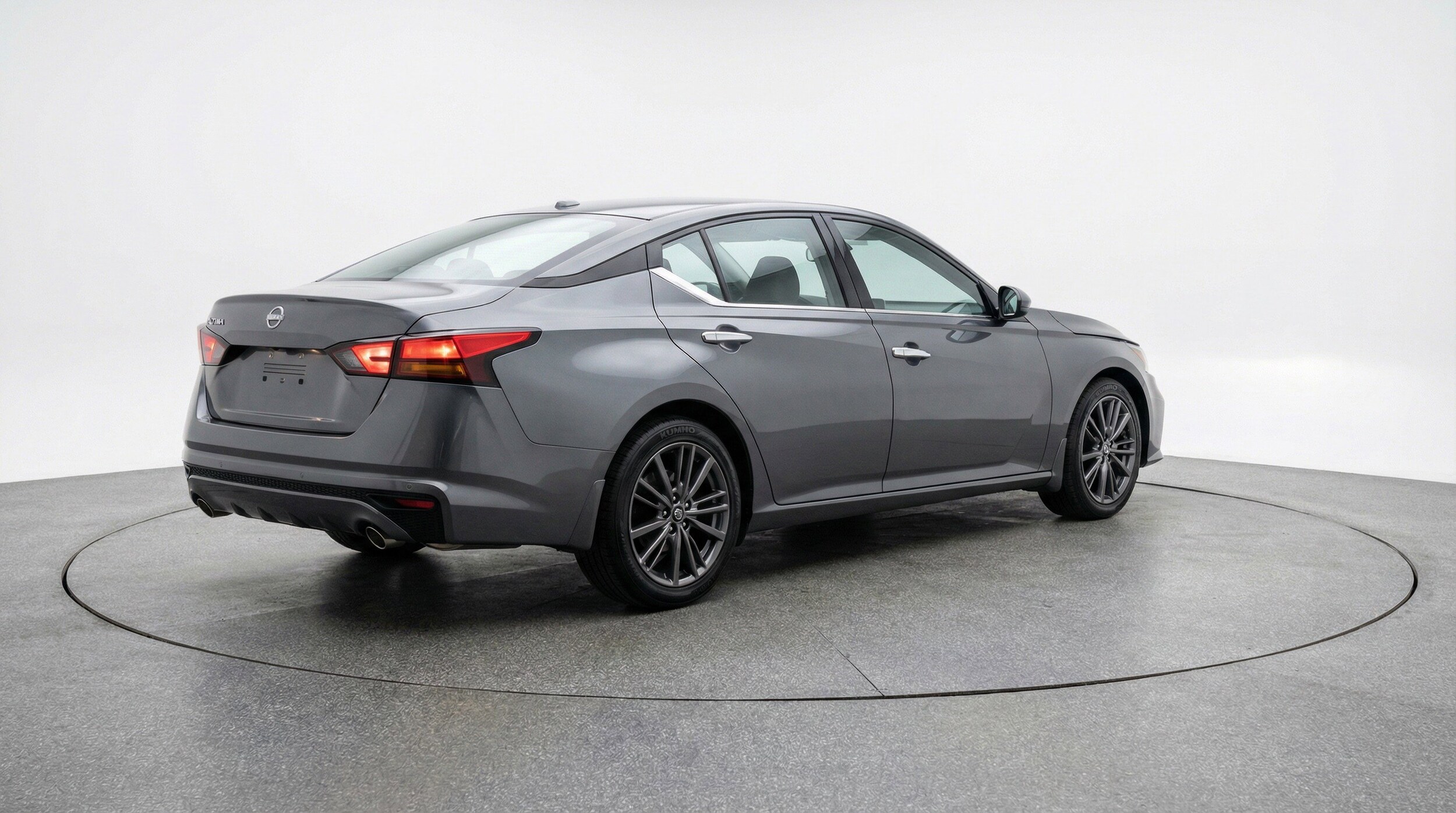 Thumbnail: 2025 Nissan Altima - 9