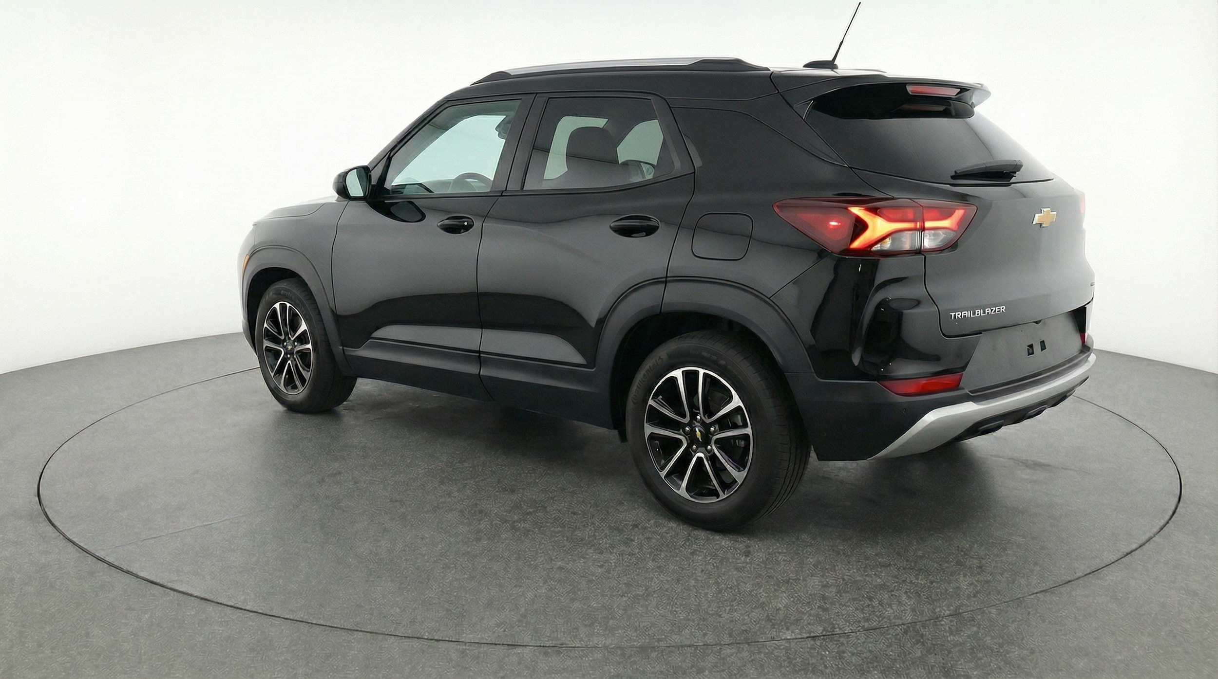 Thumbnail: 2025 Chevrolet TrailBlazer - 5