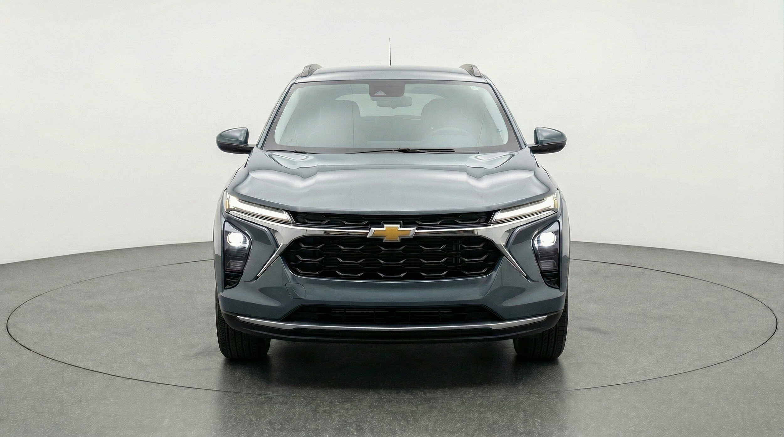 Thumbnail: 2025 Chevrolet Trax - 2