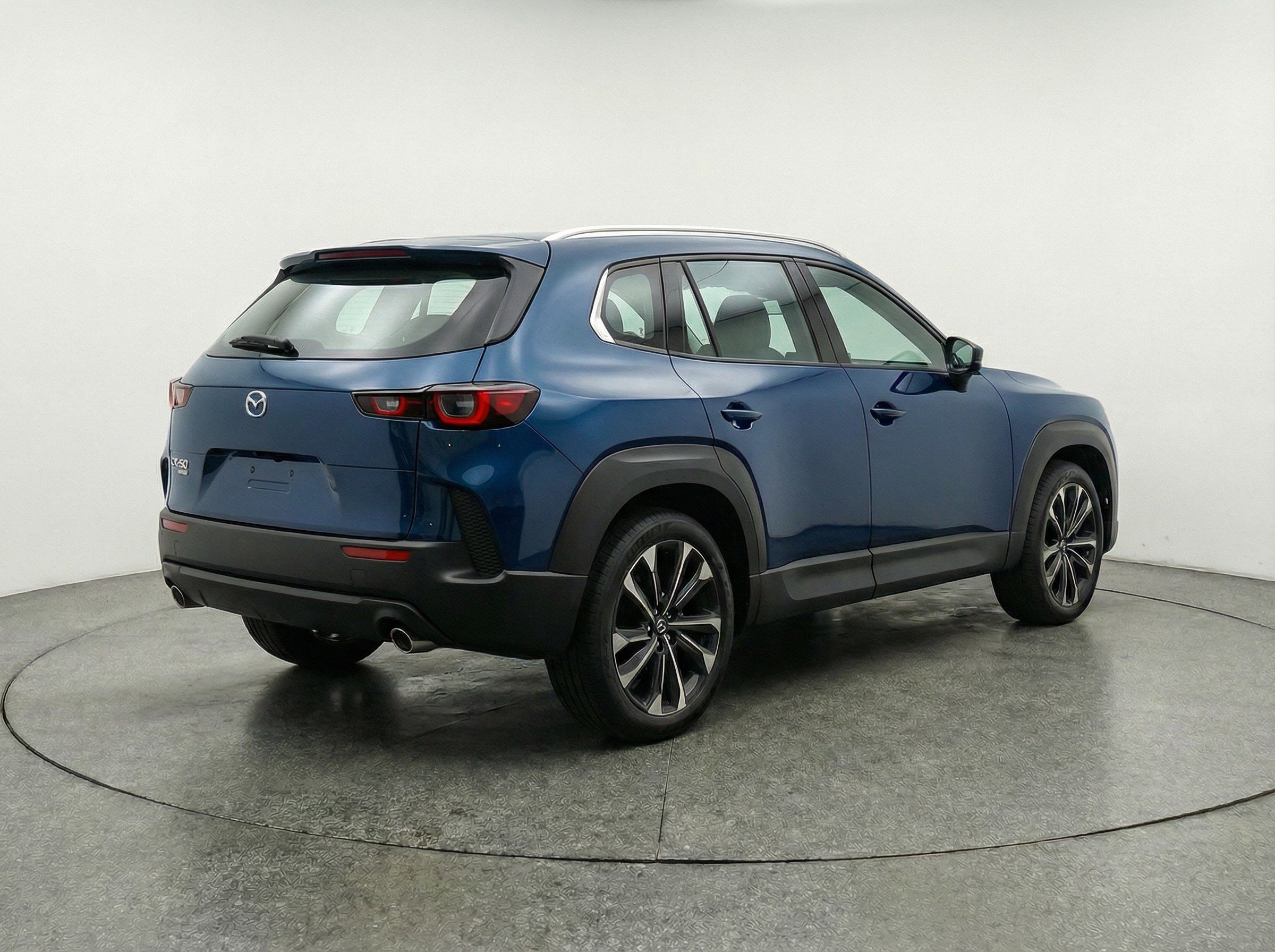 Thumbnail: 2025 Mazda CX-50 - 9