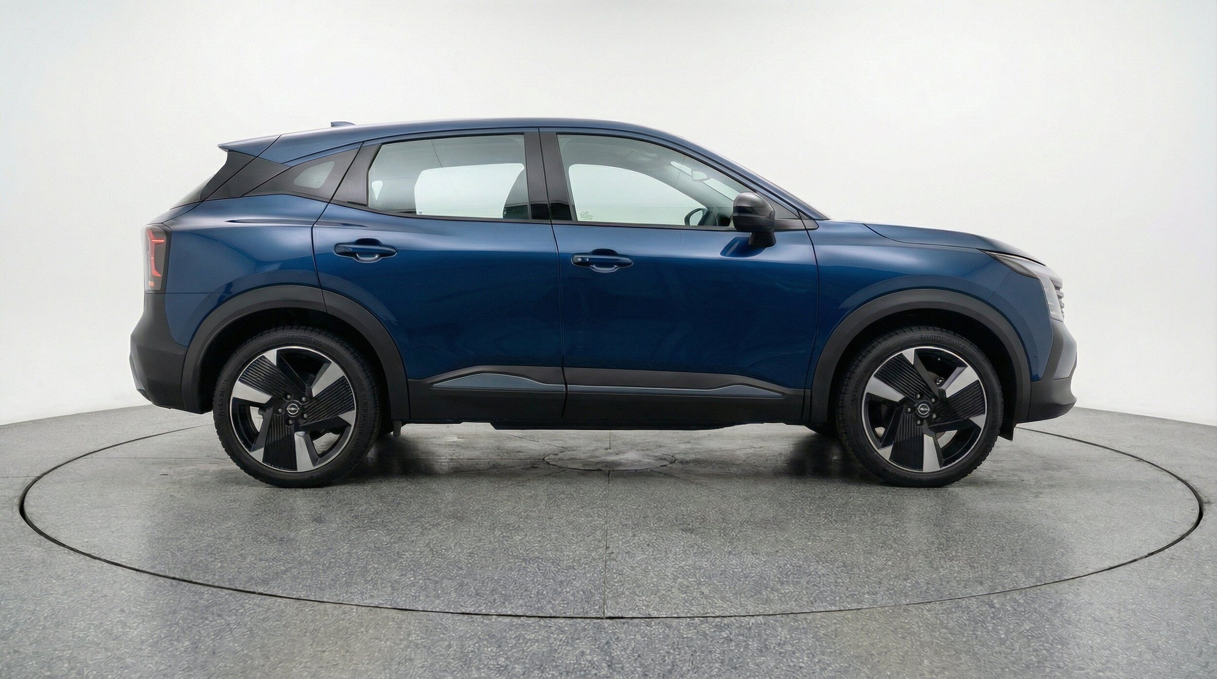 Thumbnail: 2026 Nissan Kicks - 11