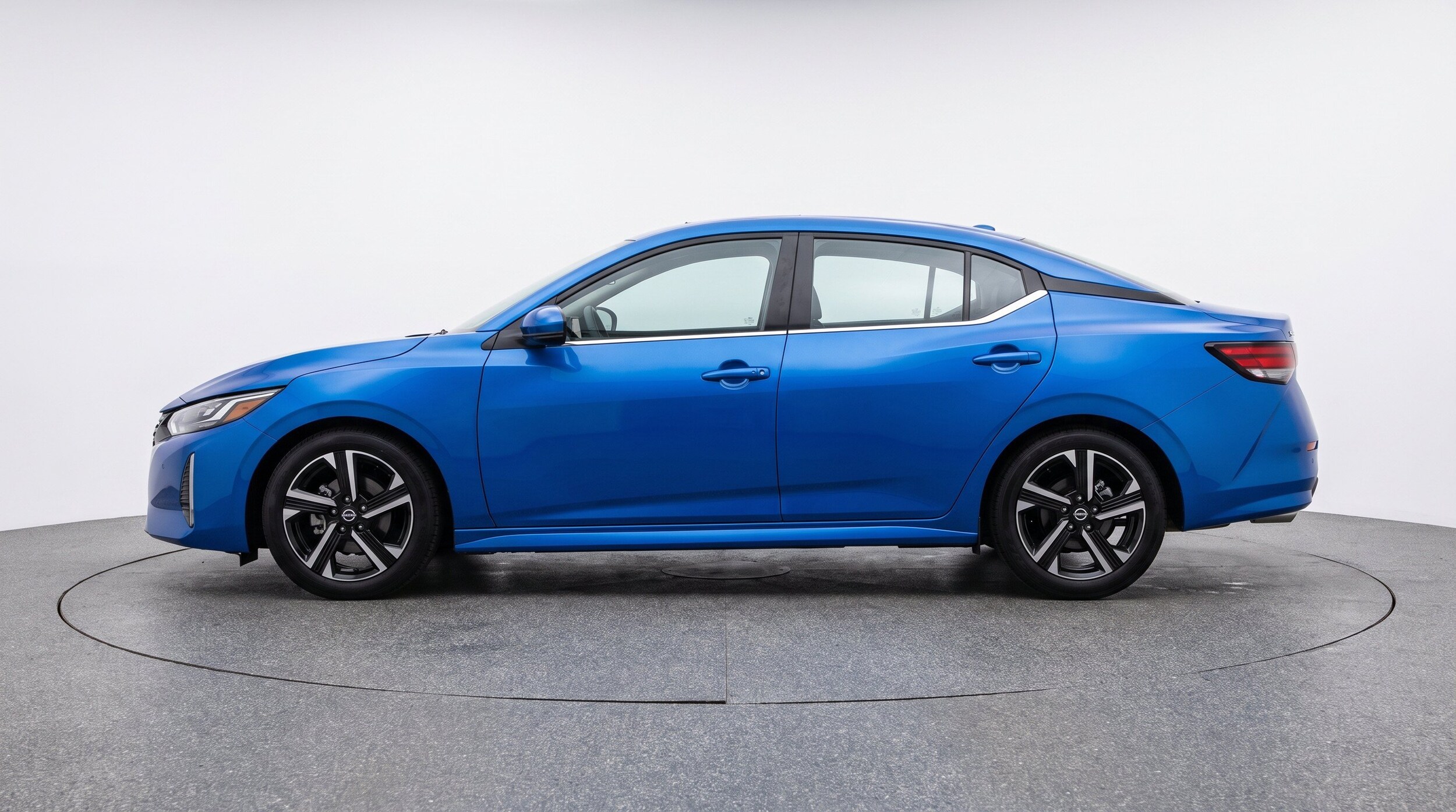 Thumbnail: 2025 Nissan Sentra - 5