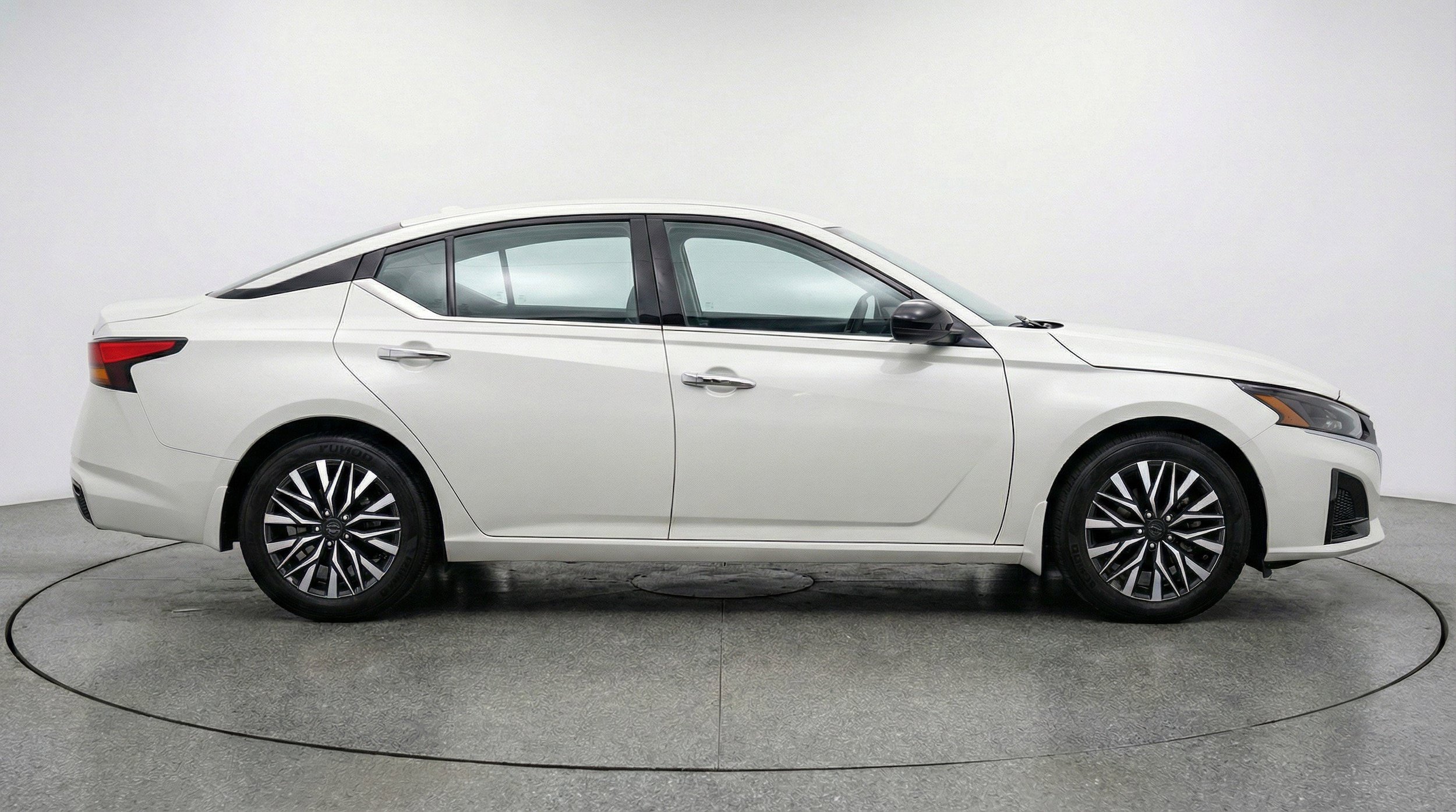 Thumbnail: 2025 Nissan Altima - 11
