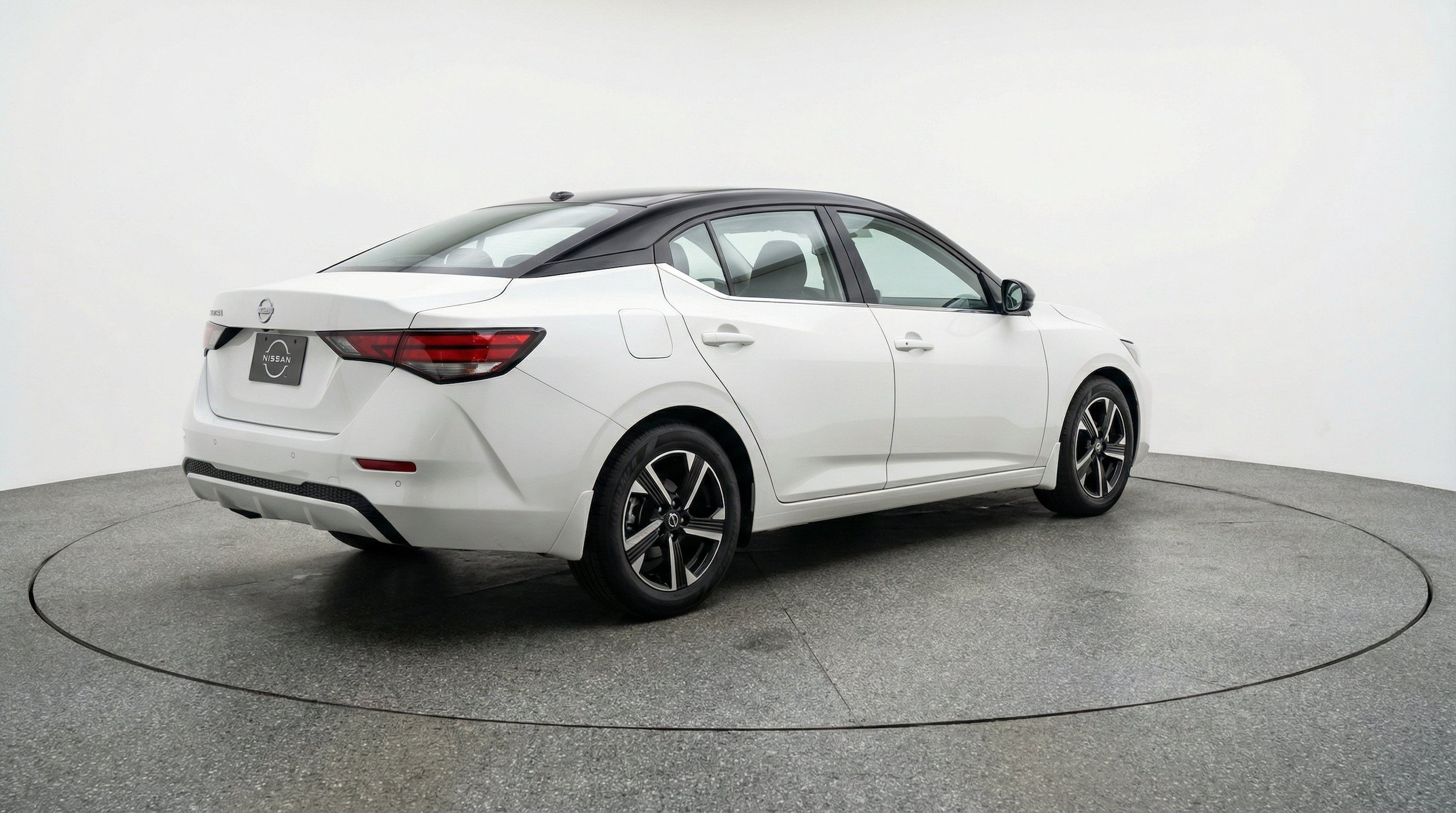 Thumbnail: 2025 Nissan Sentra - 9