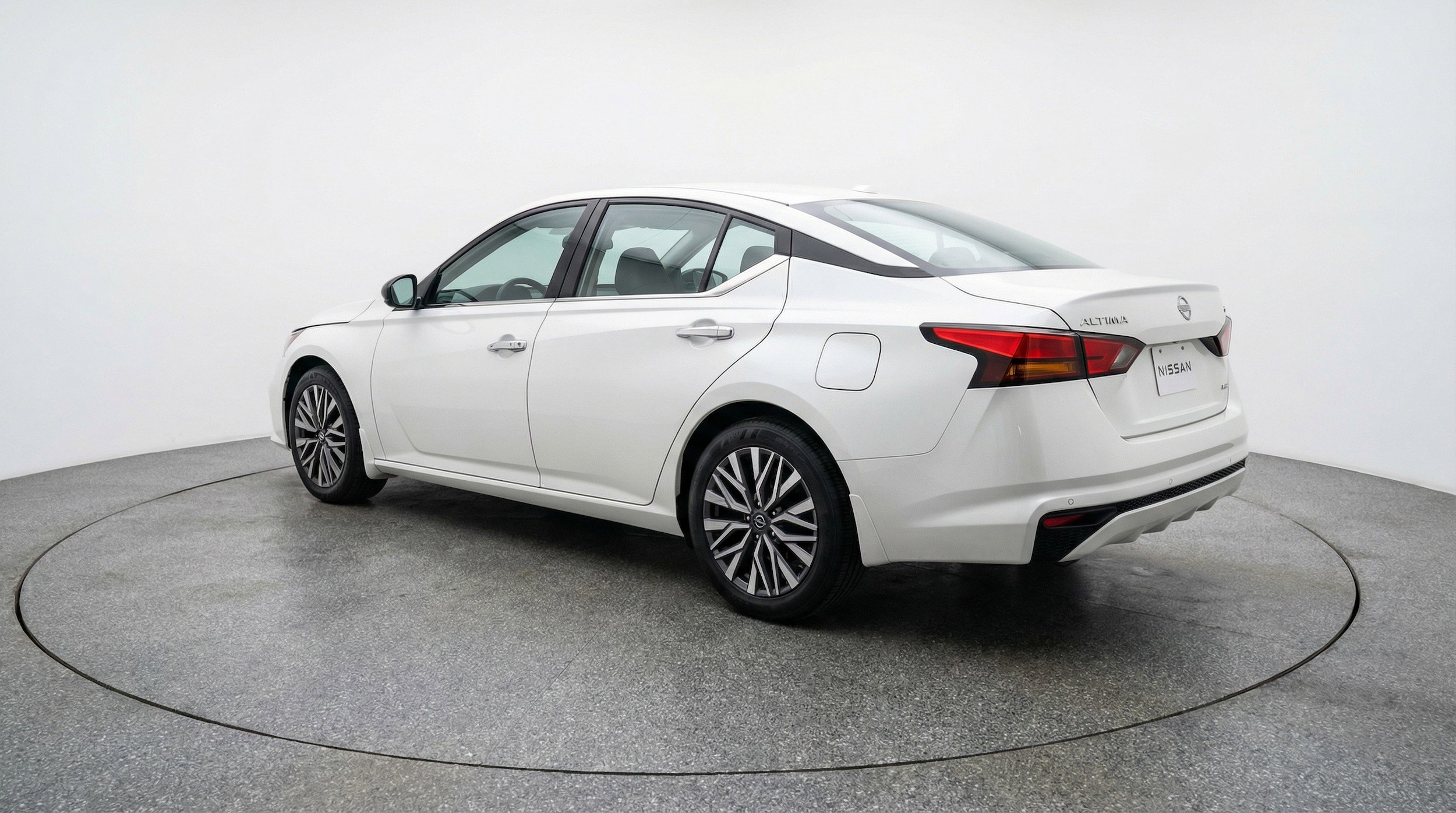 Thumbnail: 2025 Nissan Altima - 6