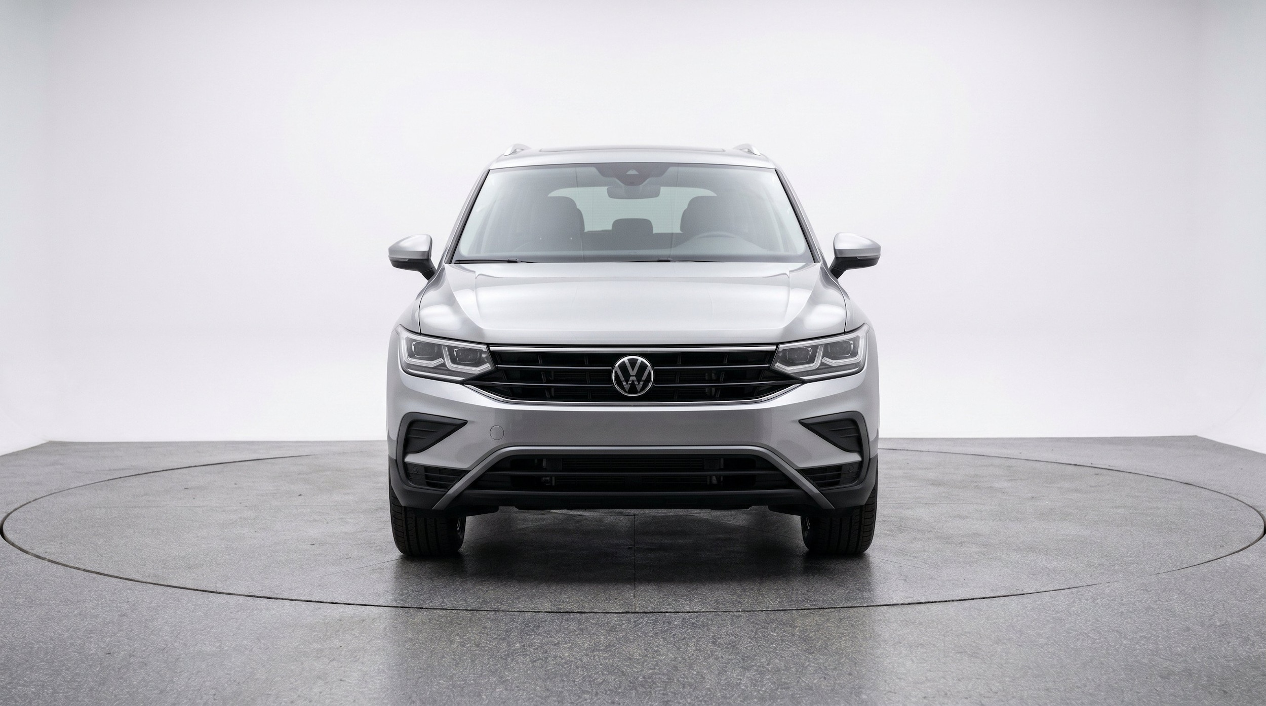 Thumbnail: 2026 Volkswagen Tiguan - 2