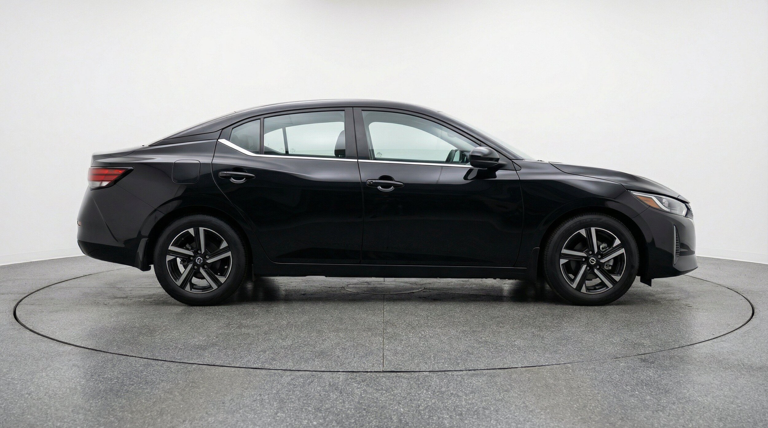 Thumbnail: 2025 Nissan Sentra - 11