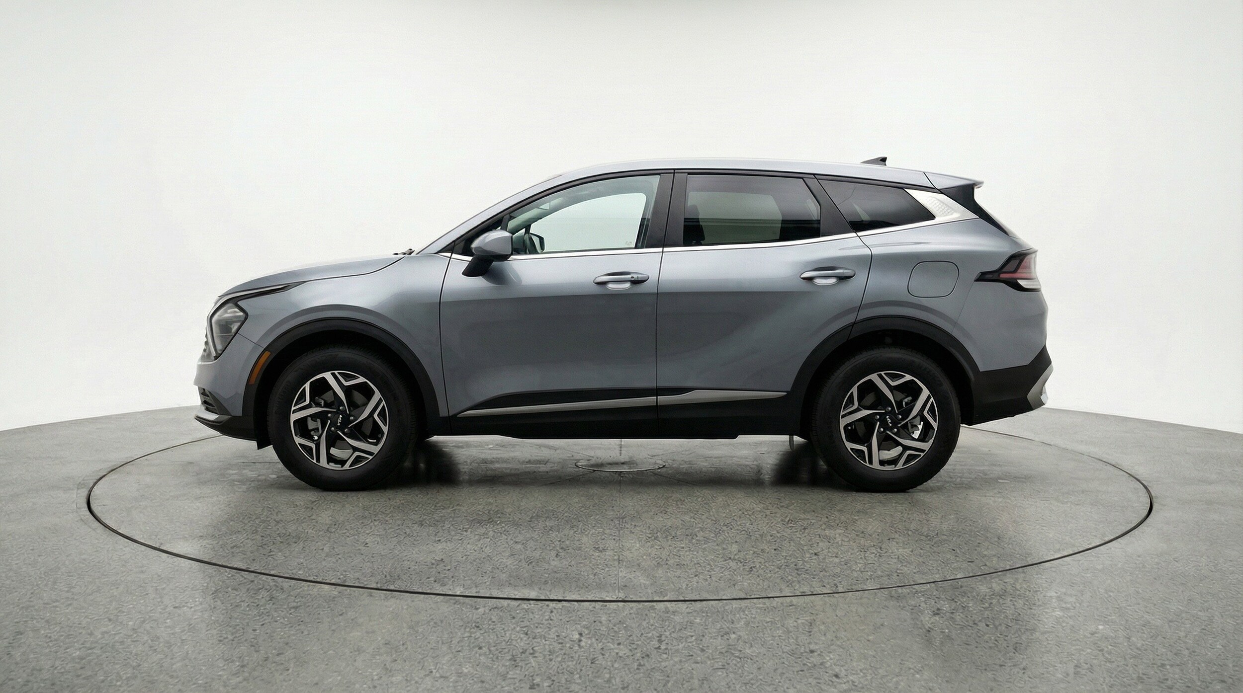 Thumbnail: 2025 Kia Sportage - 5