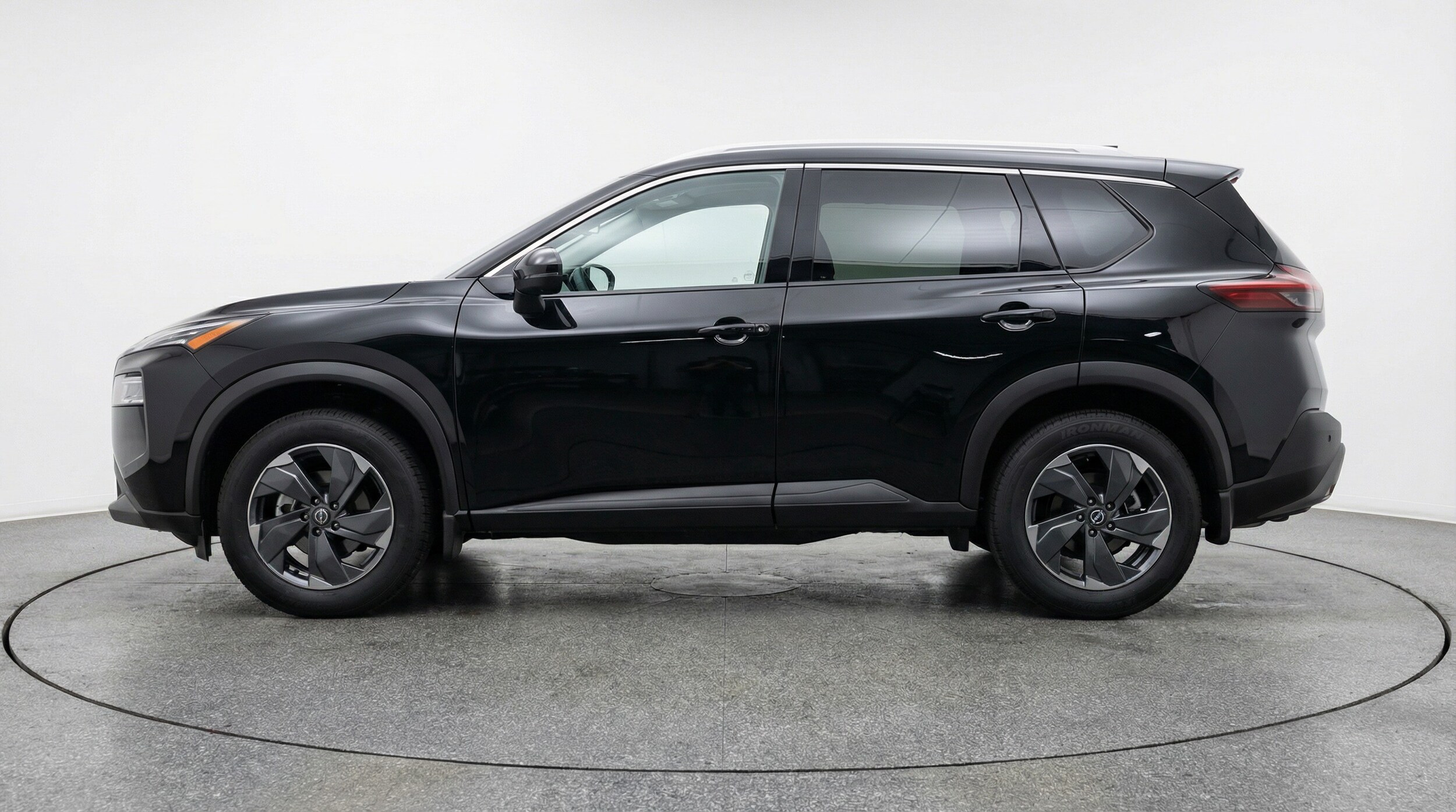 Thumbnail: 2025 Nissan Rogue - 4