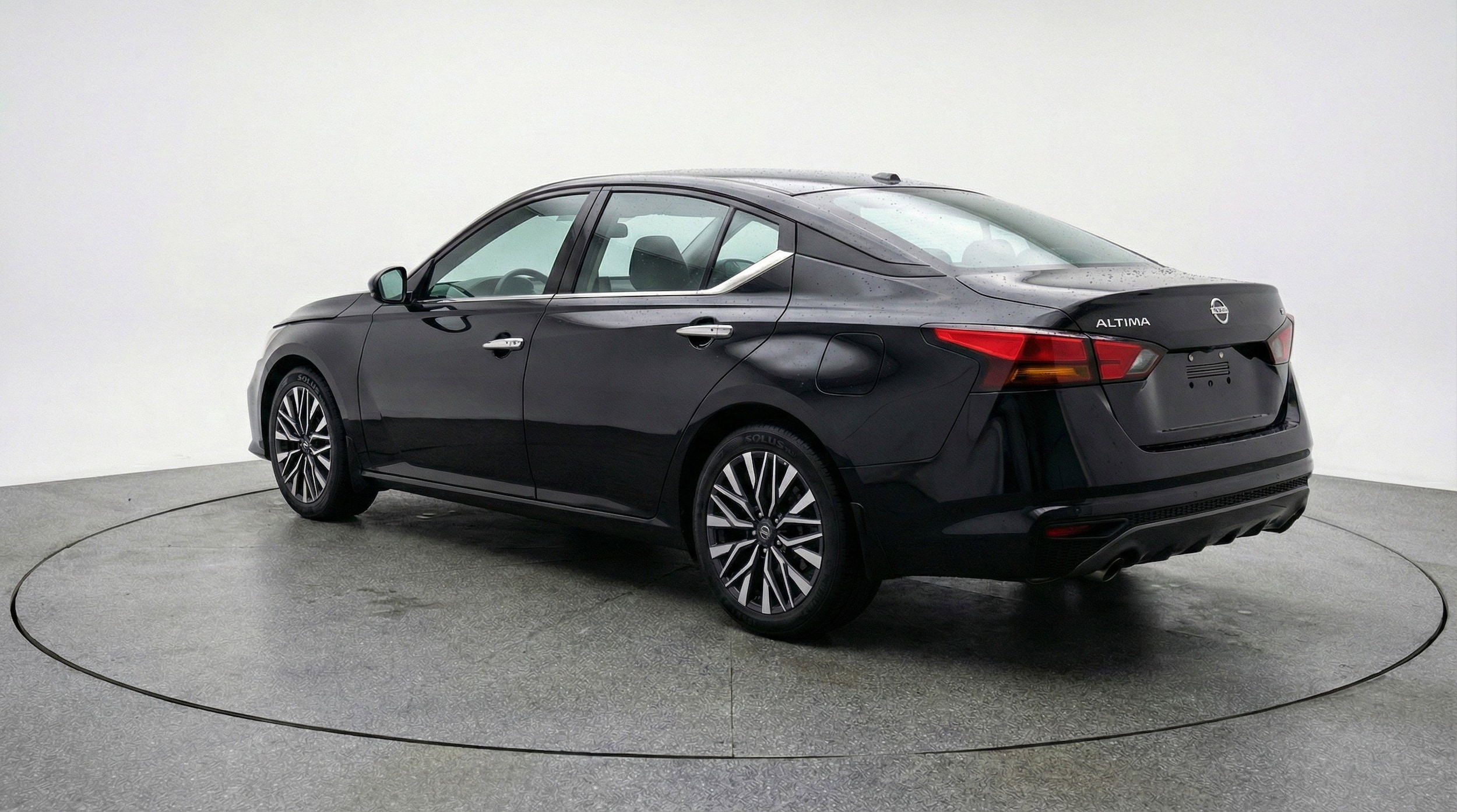 Thumbnail: 2025 Nissan Altima - 6