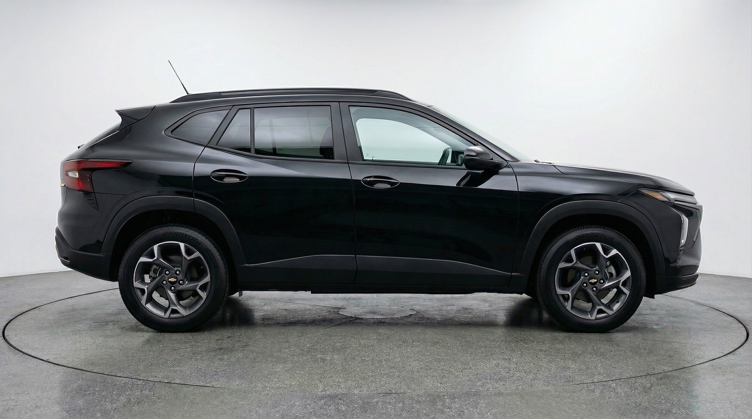 Thumbnail: 2025 Chevrolet Trax - 11