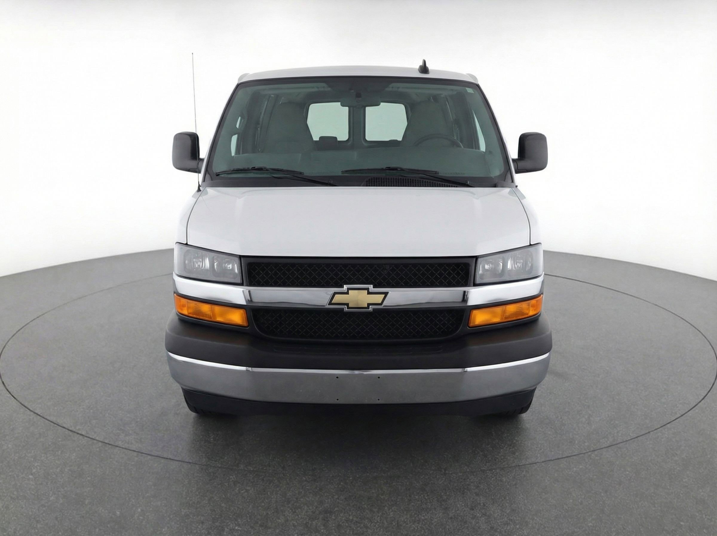 Thumbnail: 2025 Chevrolet Express - 2