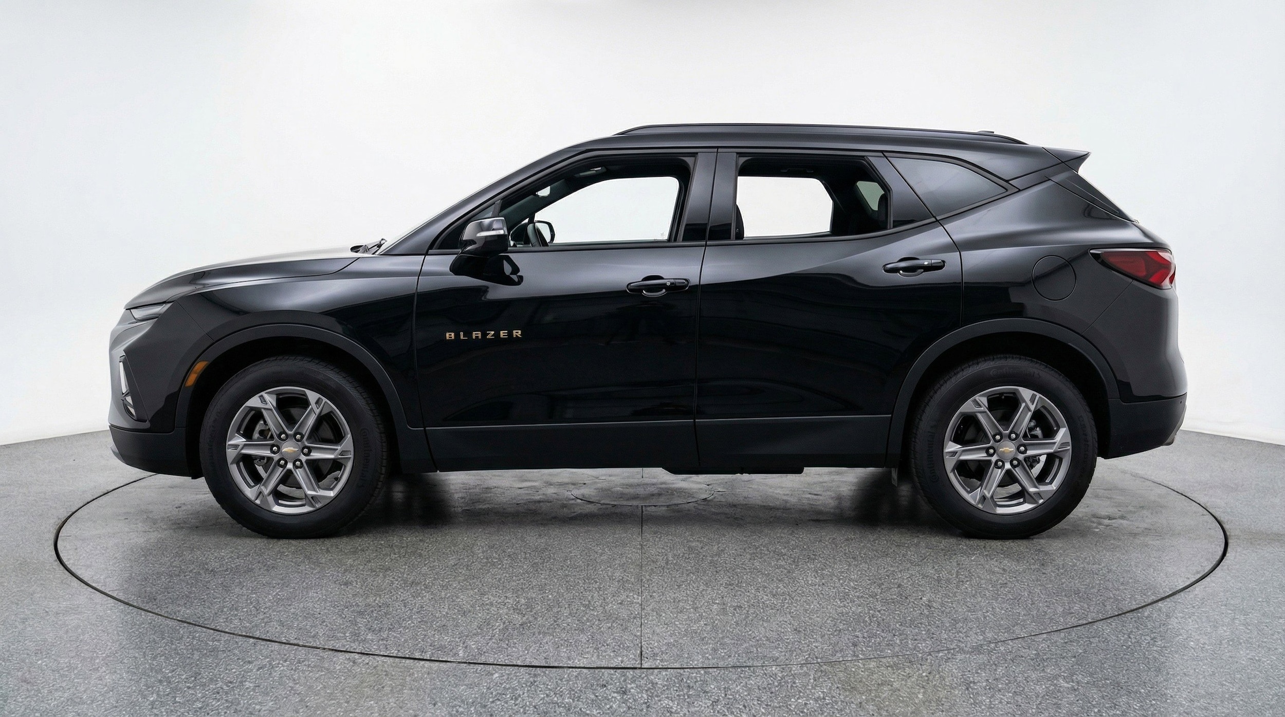 Thumbnail: 2025 Chevrolet Blazer - 5