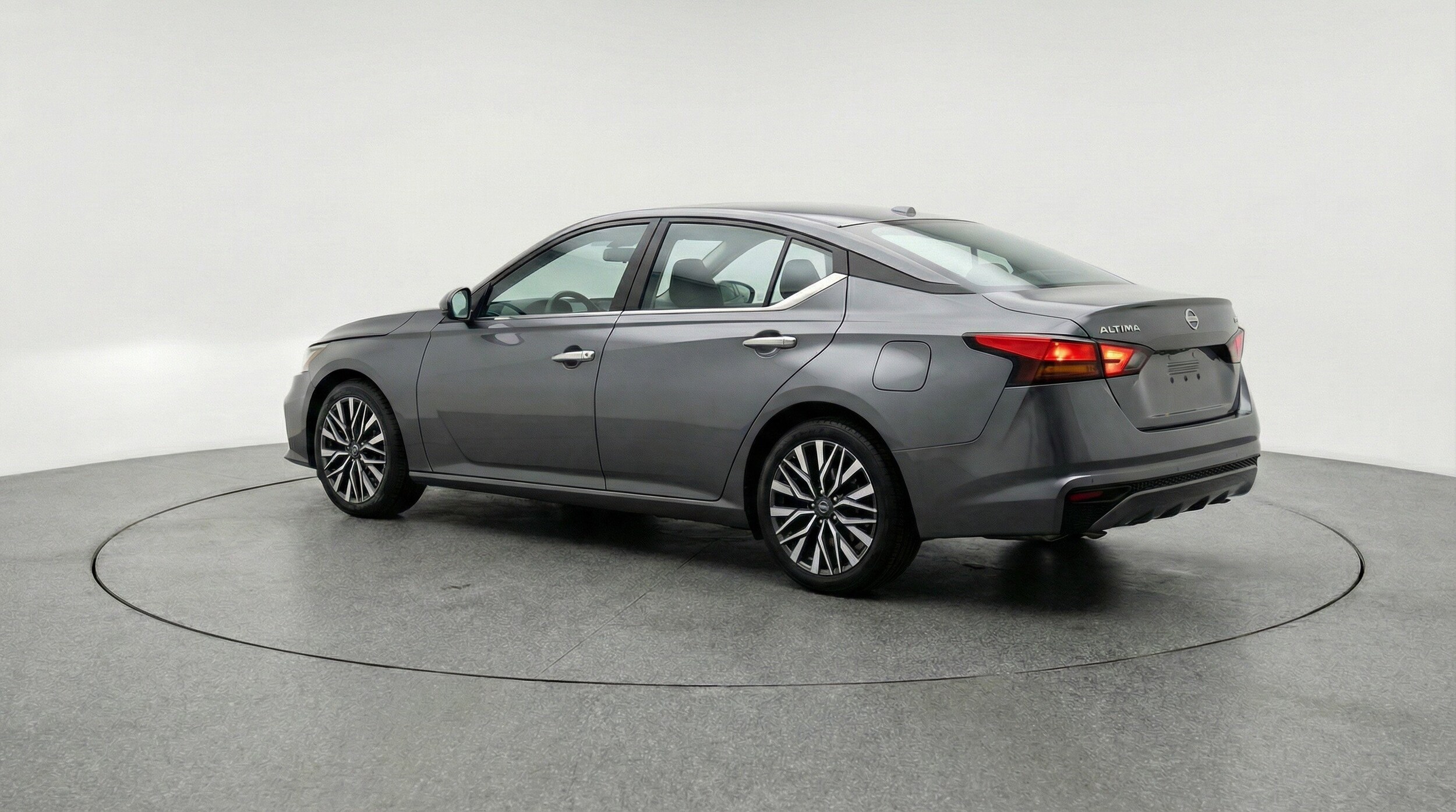 Thumbnail: 2025 Nissan Altima - 6