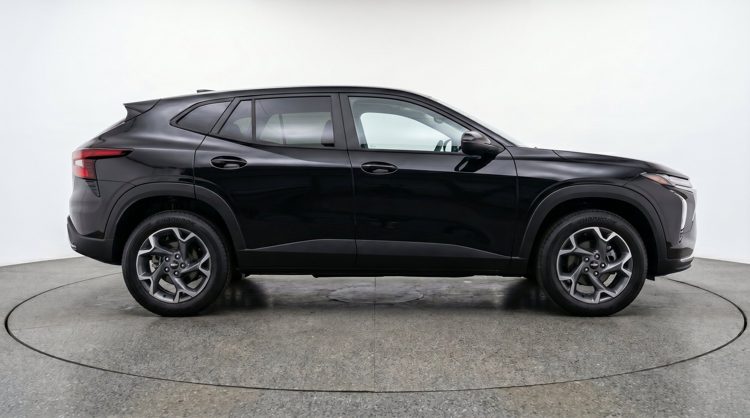 Thumbnail: 2025 Chevrolet Trax - 11