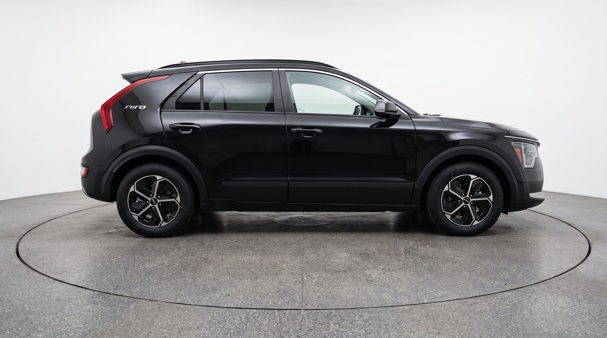 Thumbnail: 2026 Kia Niro - 11