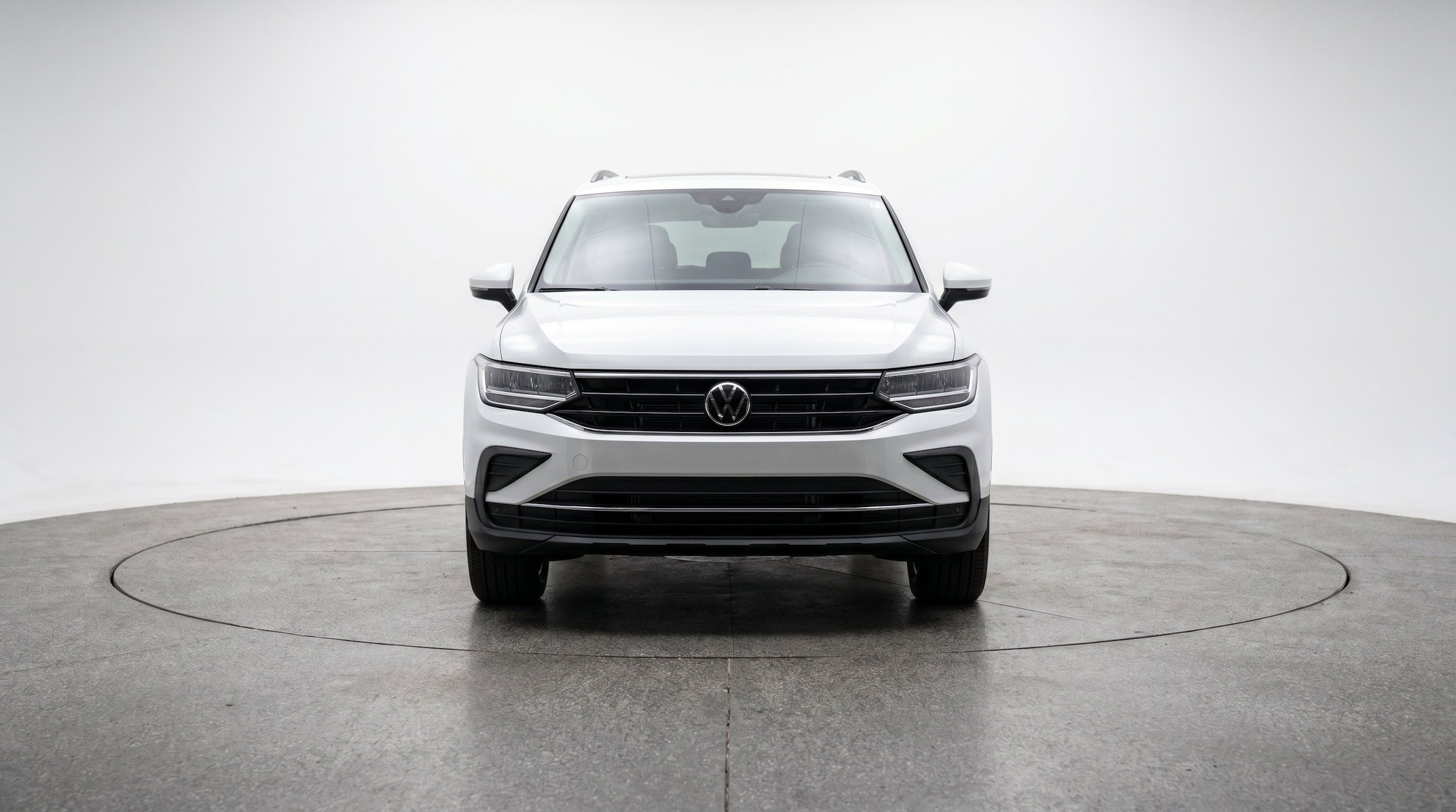 Thumbnail: 2026 Volkswagen Tiguan - 2