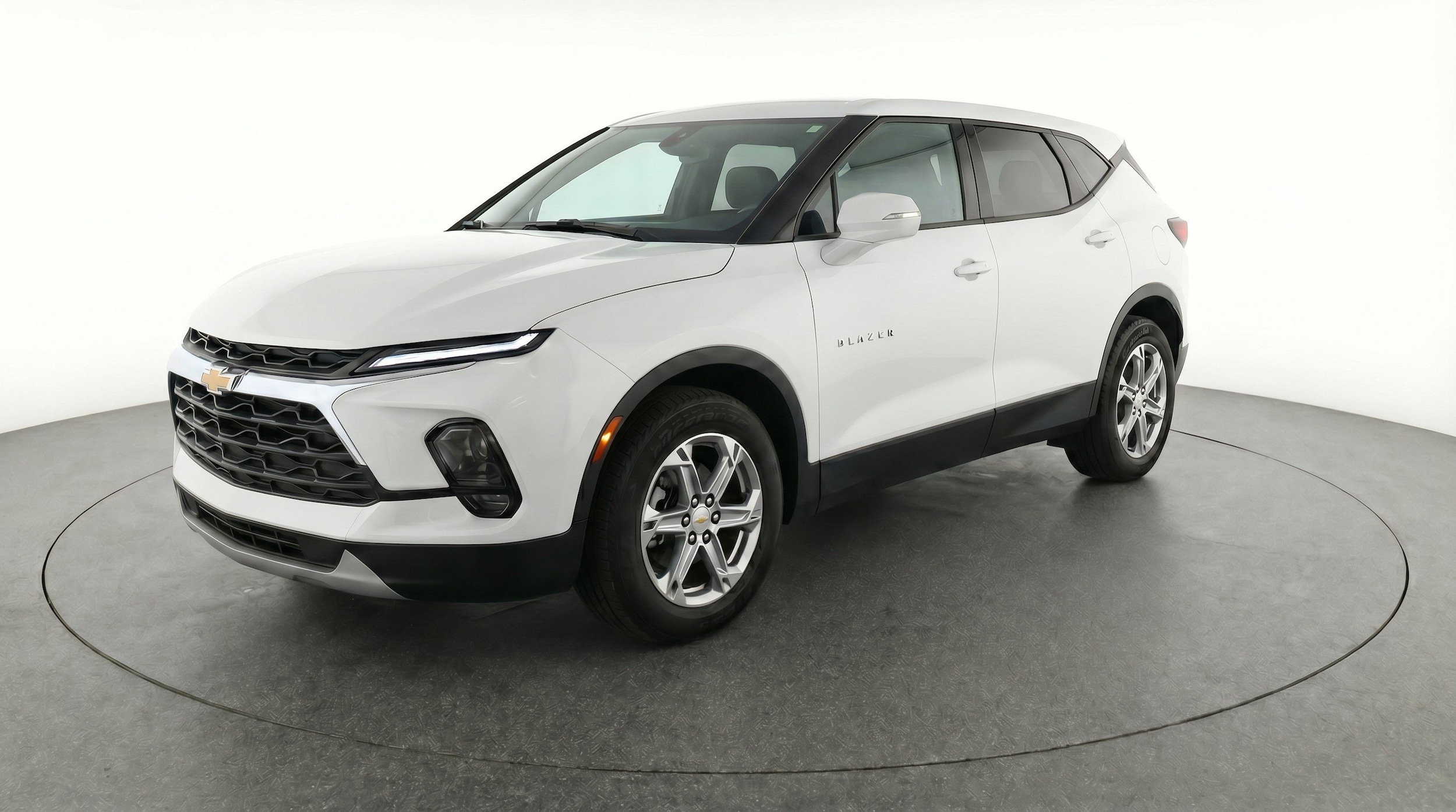 Thumbnail: 2025 Chevrolet Blazer - 3