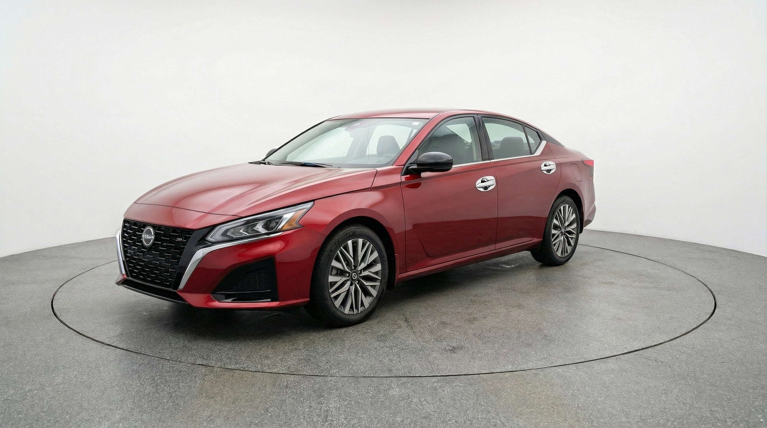 Thumbnail: 2025 Nissan Altima - 3