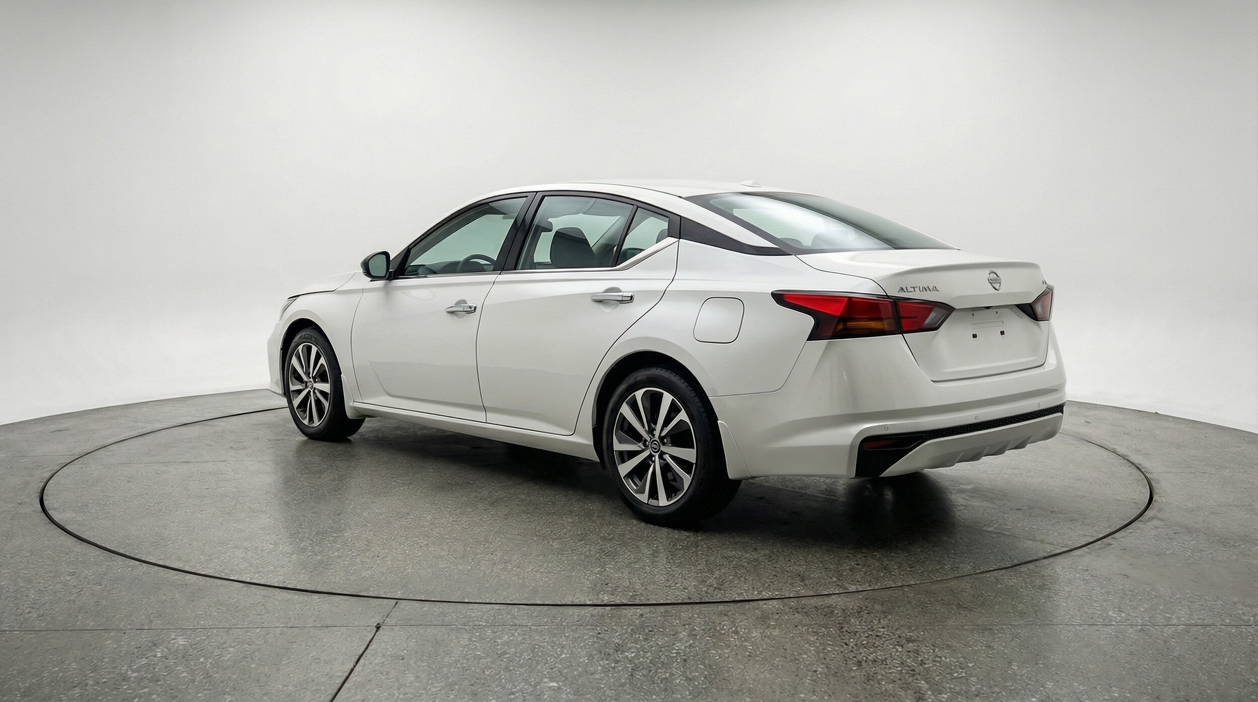 Thumbnail: 2025 Nissan Altima - 5