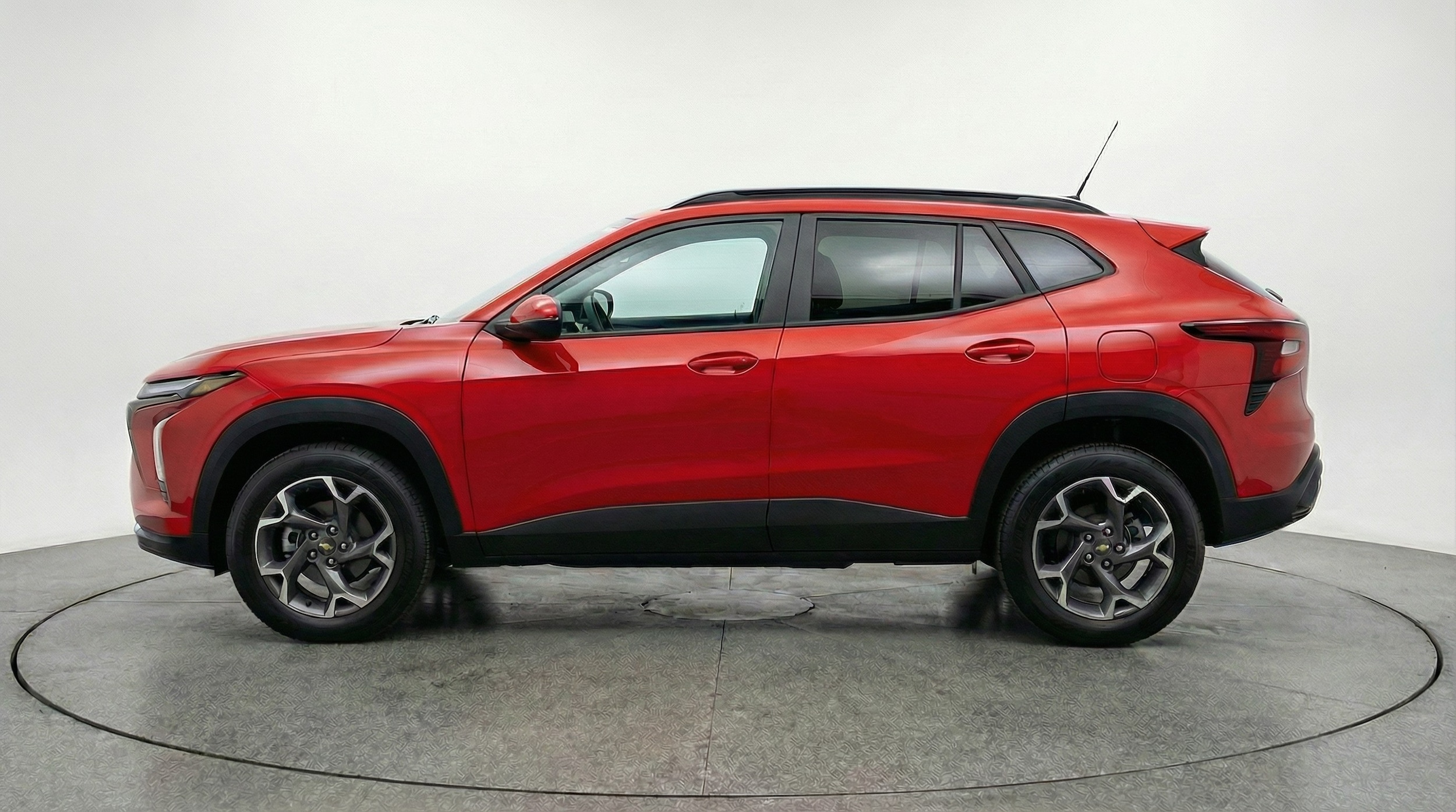 Thumbnail: 2025 Chevrolet Trax - 4