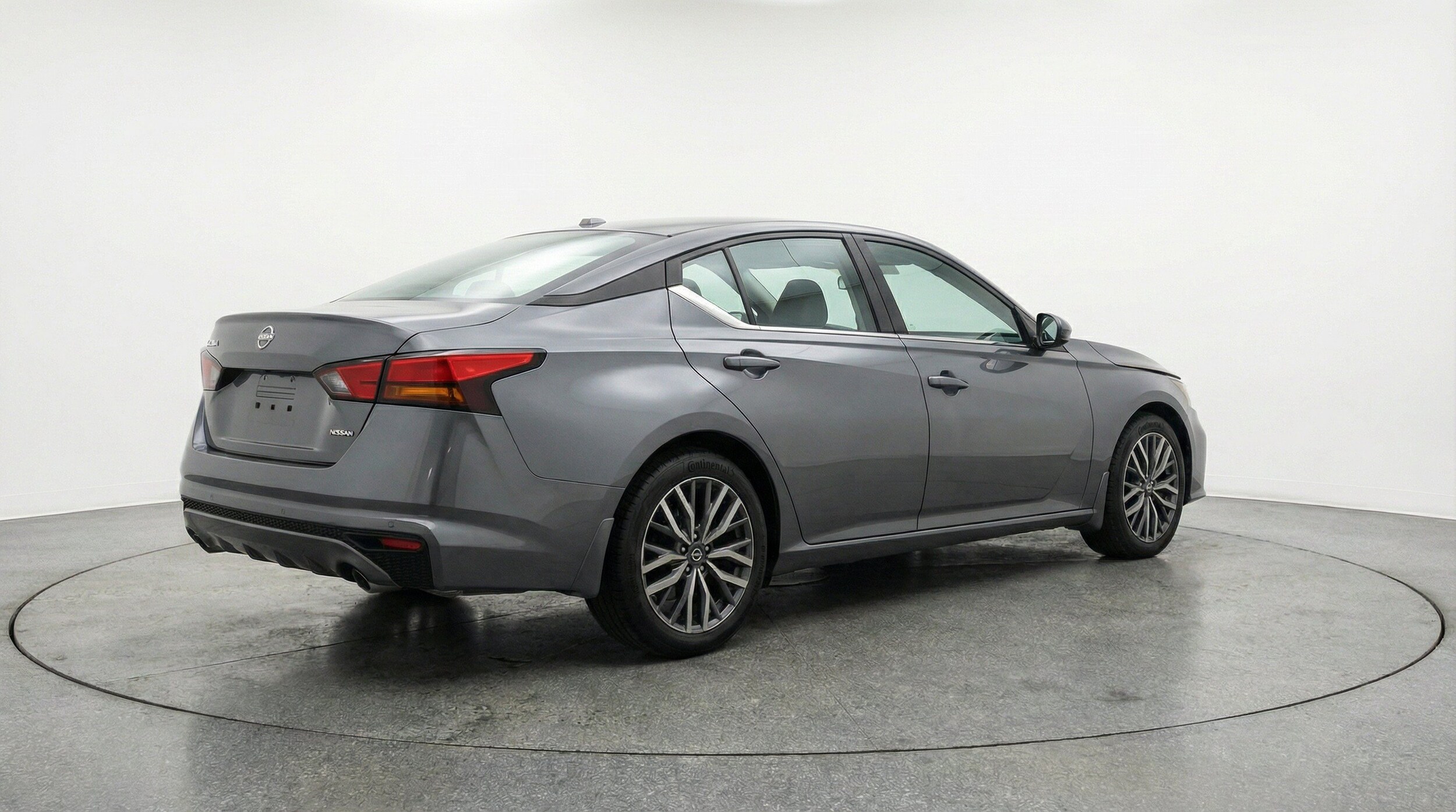 Thumbnail: 2025 Nissan Altima - 9