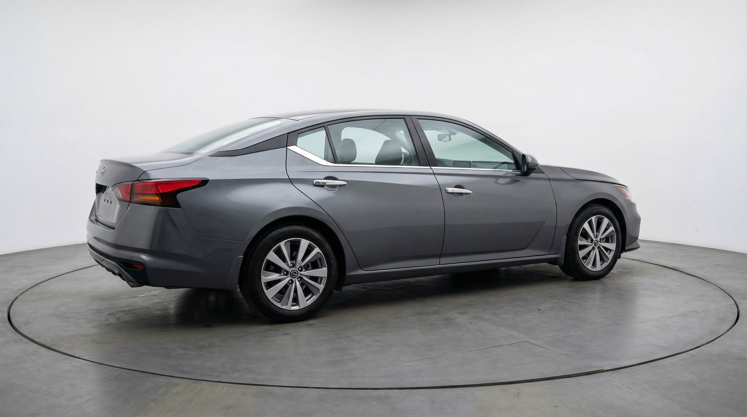 Thumbnail: 2025 Nissan Altima - 9