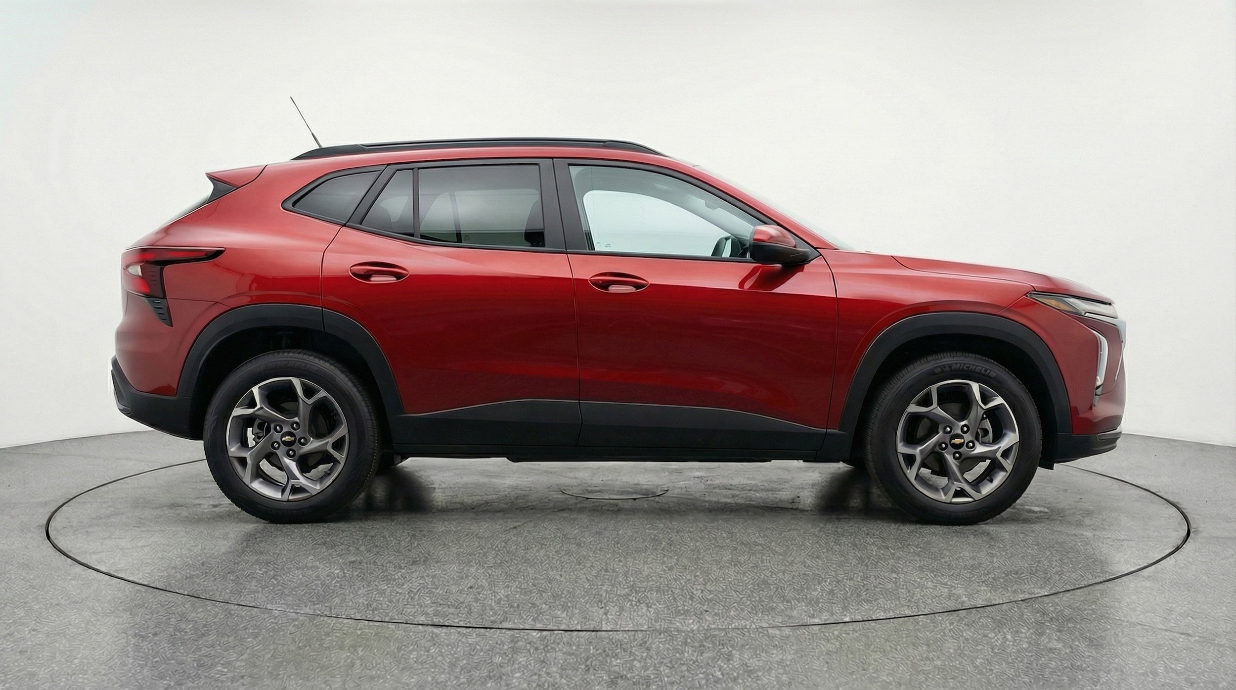 Thumbnail: 2025 Chevrolet Trax - 8