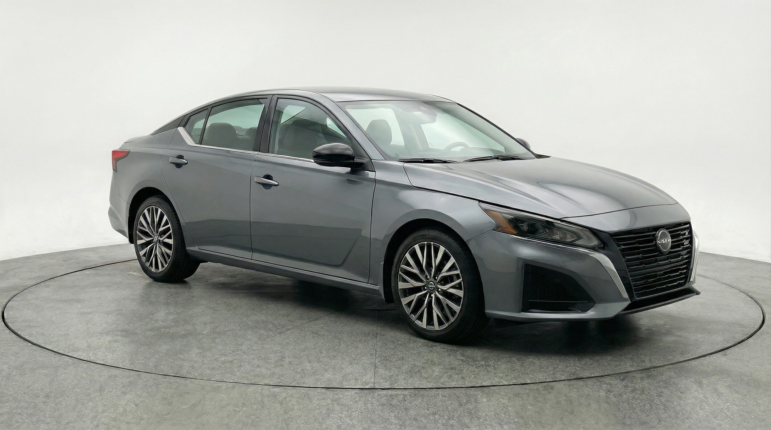 Thumbnail: 2025 Nissan Altima - 1