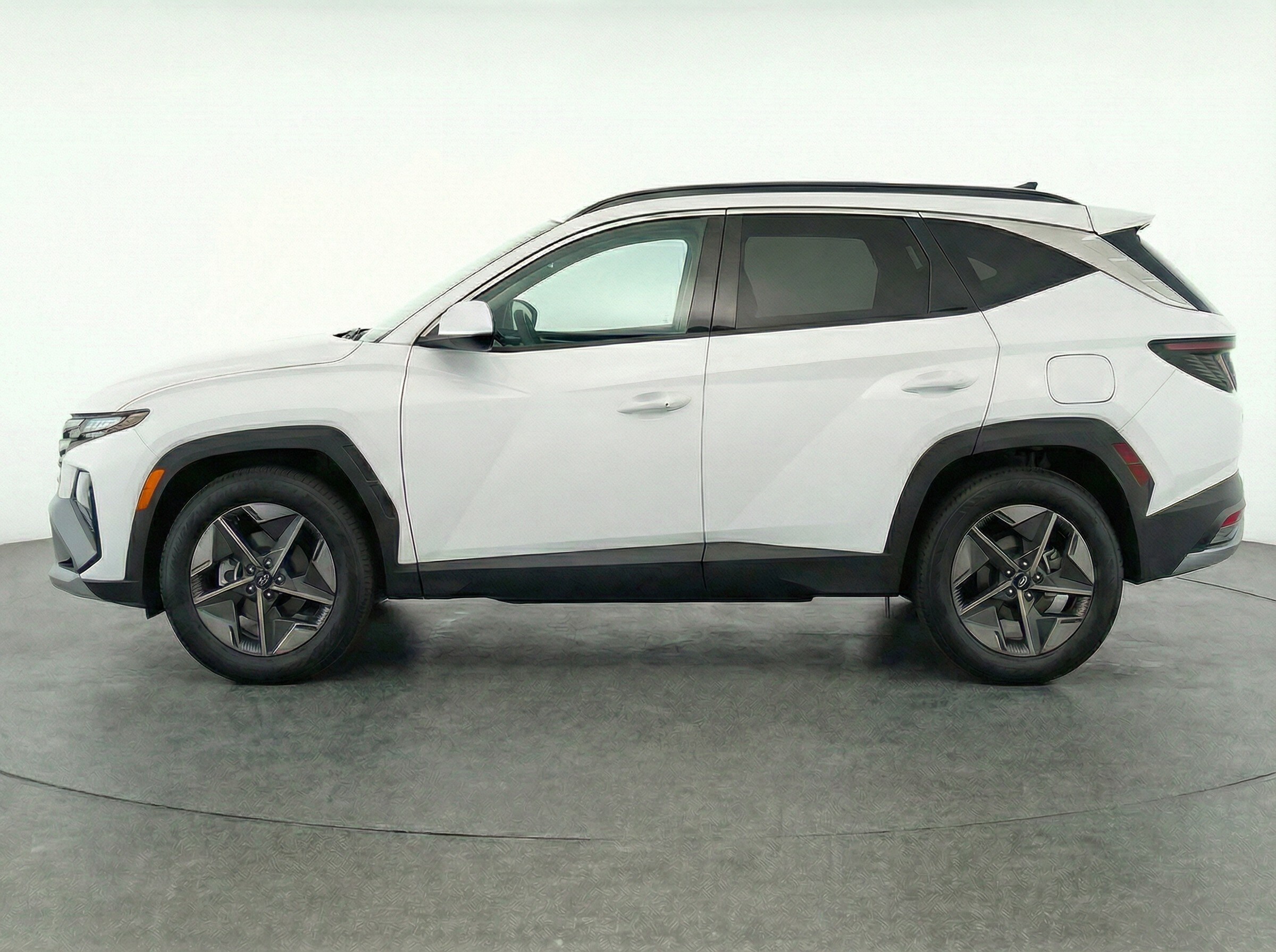 Thumbnail: 2025 Hyundai Tucson - 4