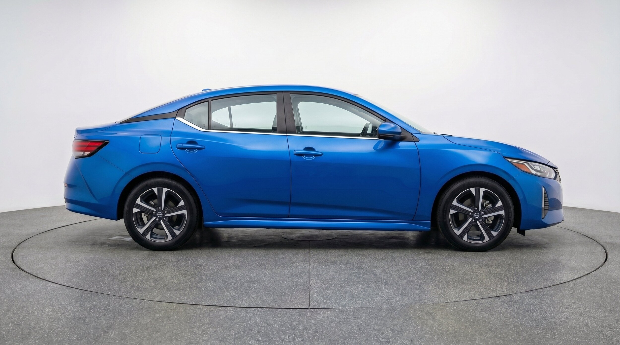Thumbnail: 2025 Nissan Sentra - 11