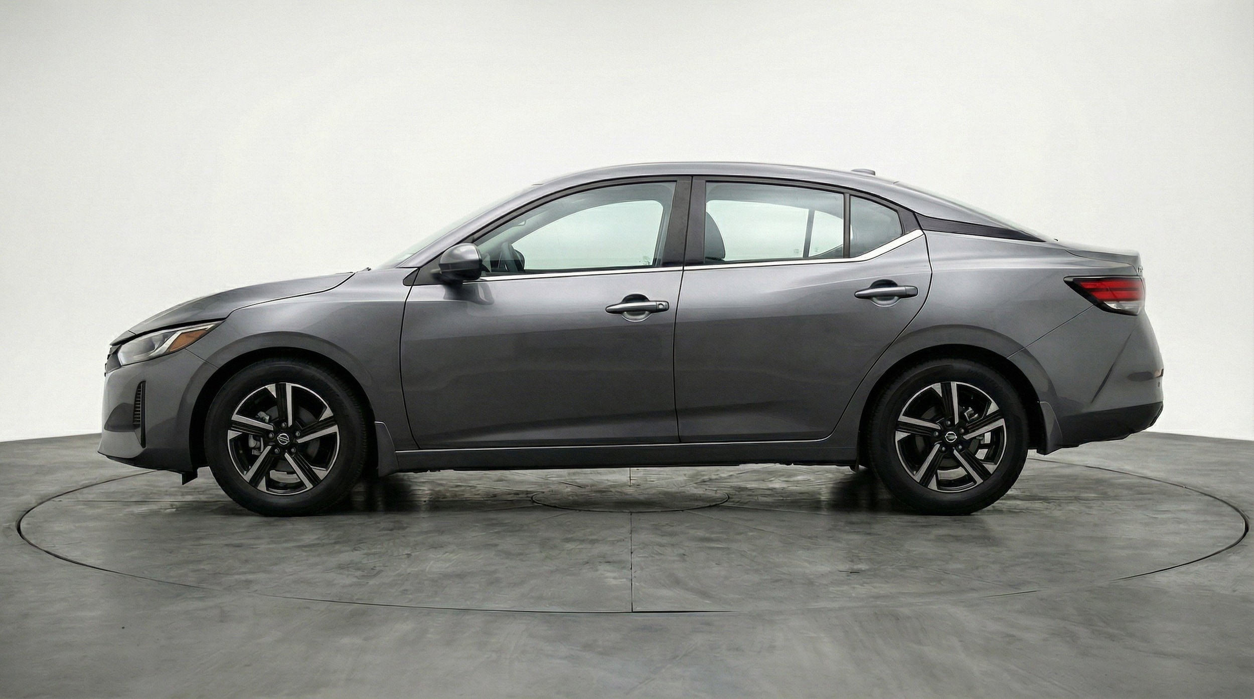 Thumbnail: 2025 Nissan Sentra - 5