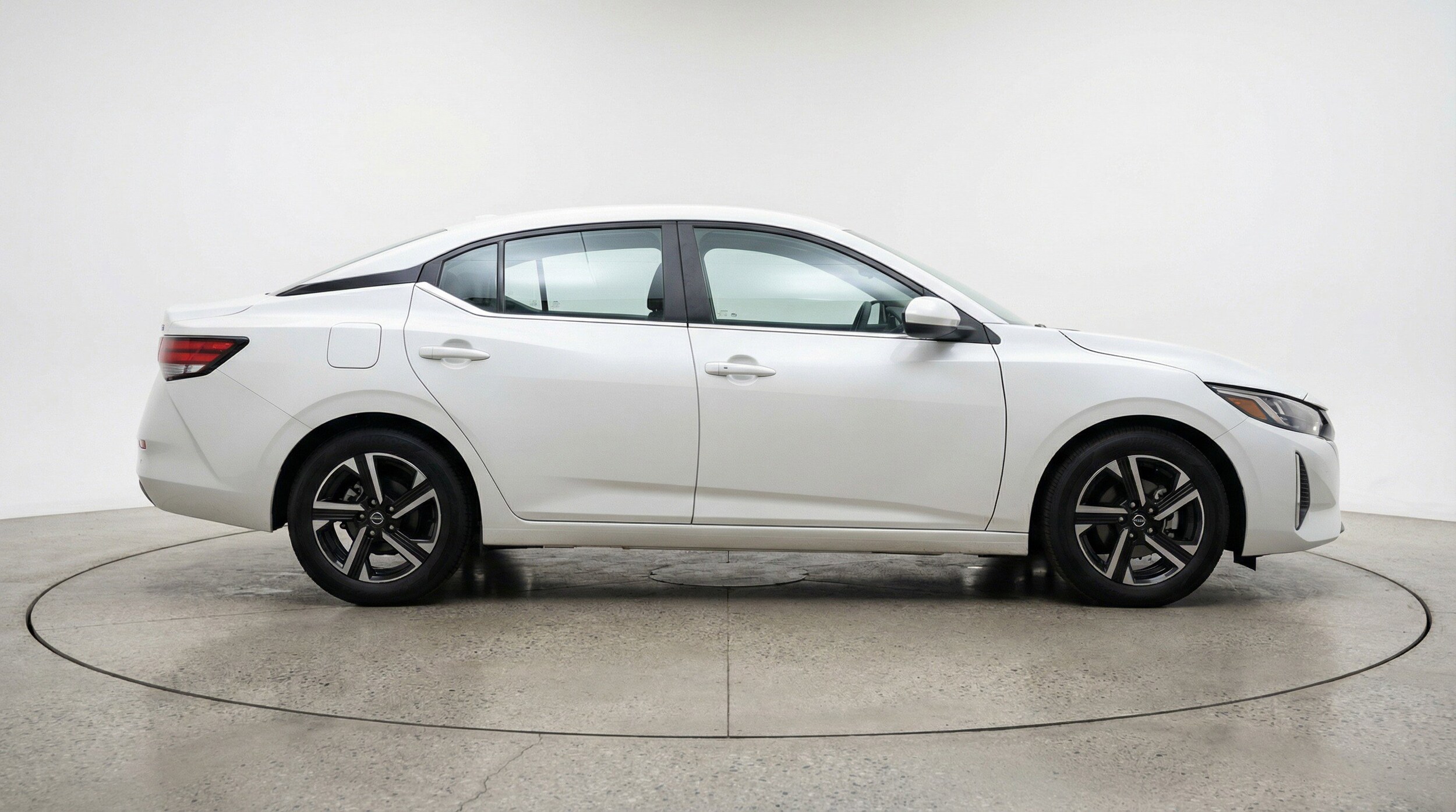 Thumbnail: 2025 Nissan Sentra - 11