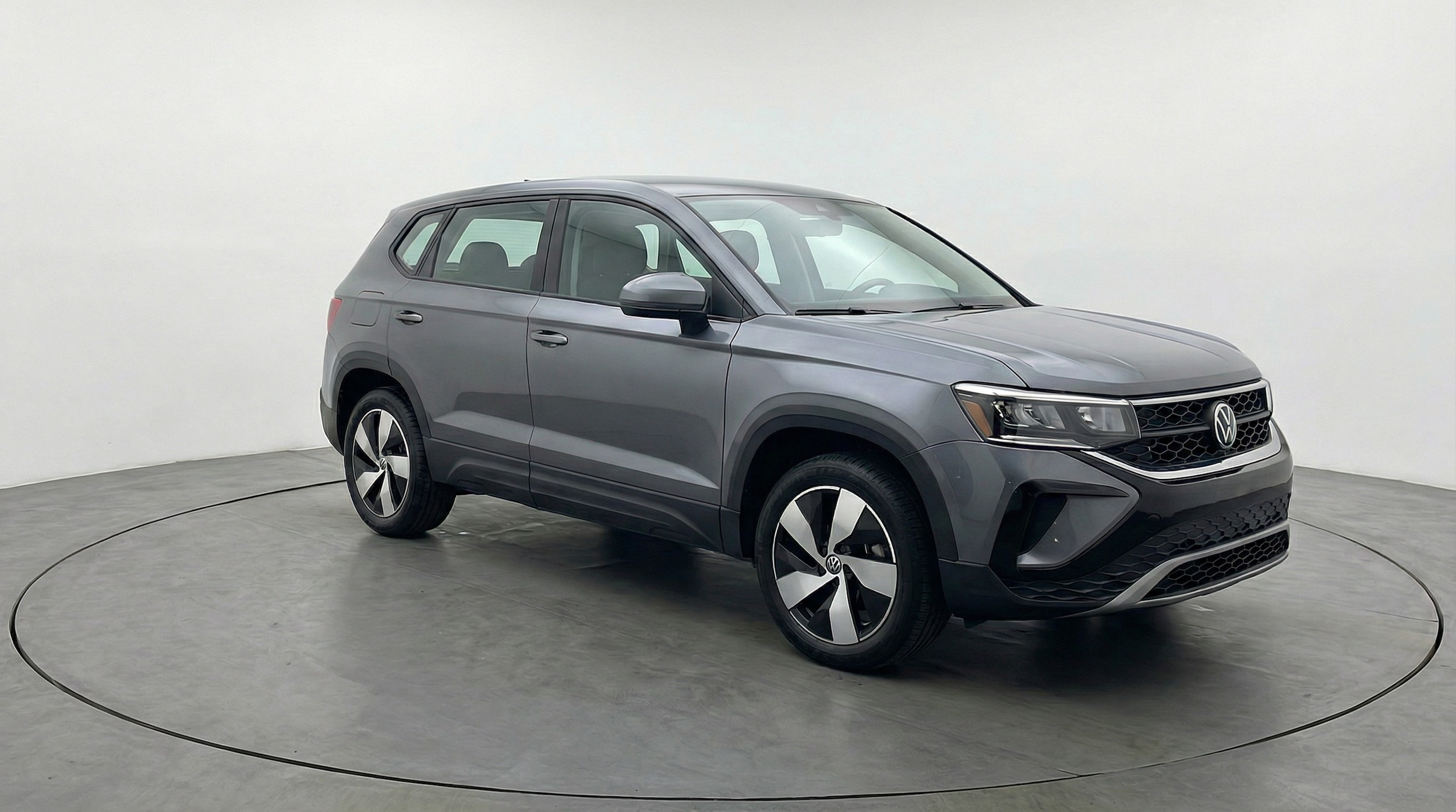 Thumbnail: 2025 Volkswagen Taos - 1