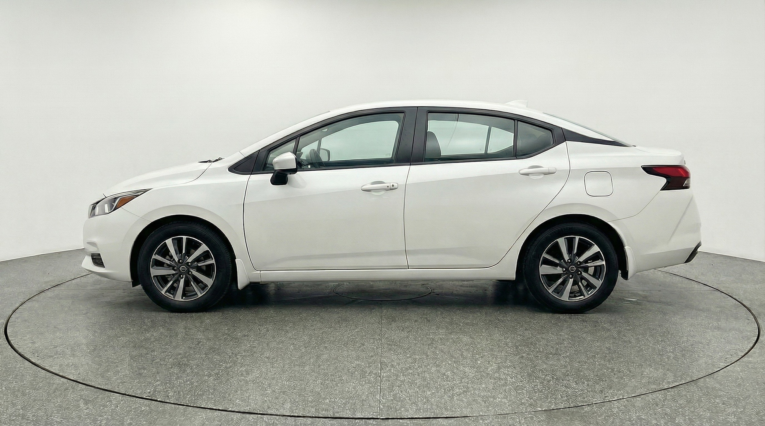 Thumbnail: 2025 Nissan Versa - 5