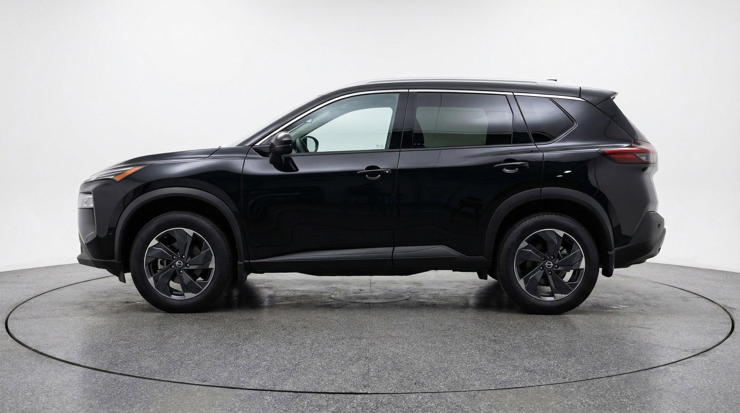 Thumbnail: 2025 Nissan Rogue - 4
