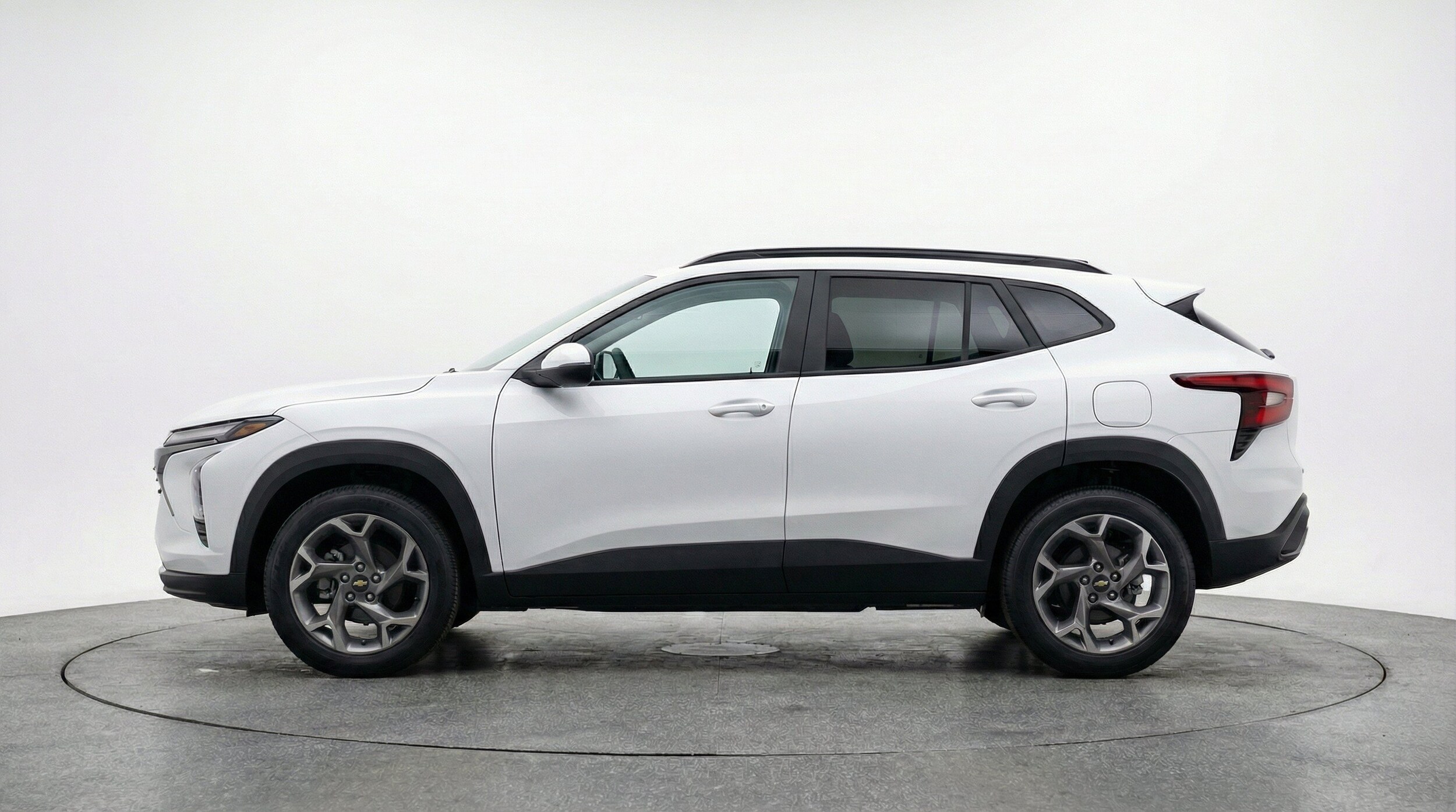 Thumbnail: 2025 Chevrolet Trax - 5