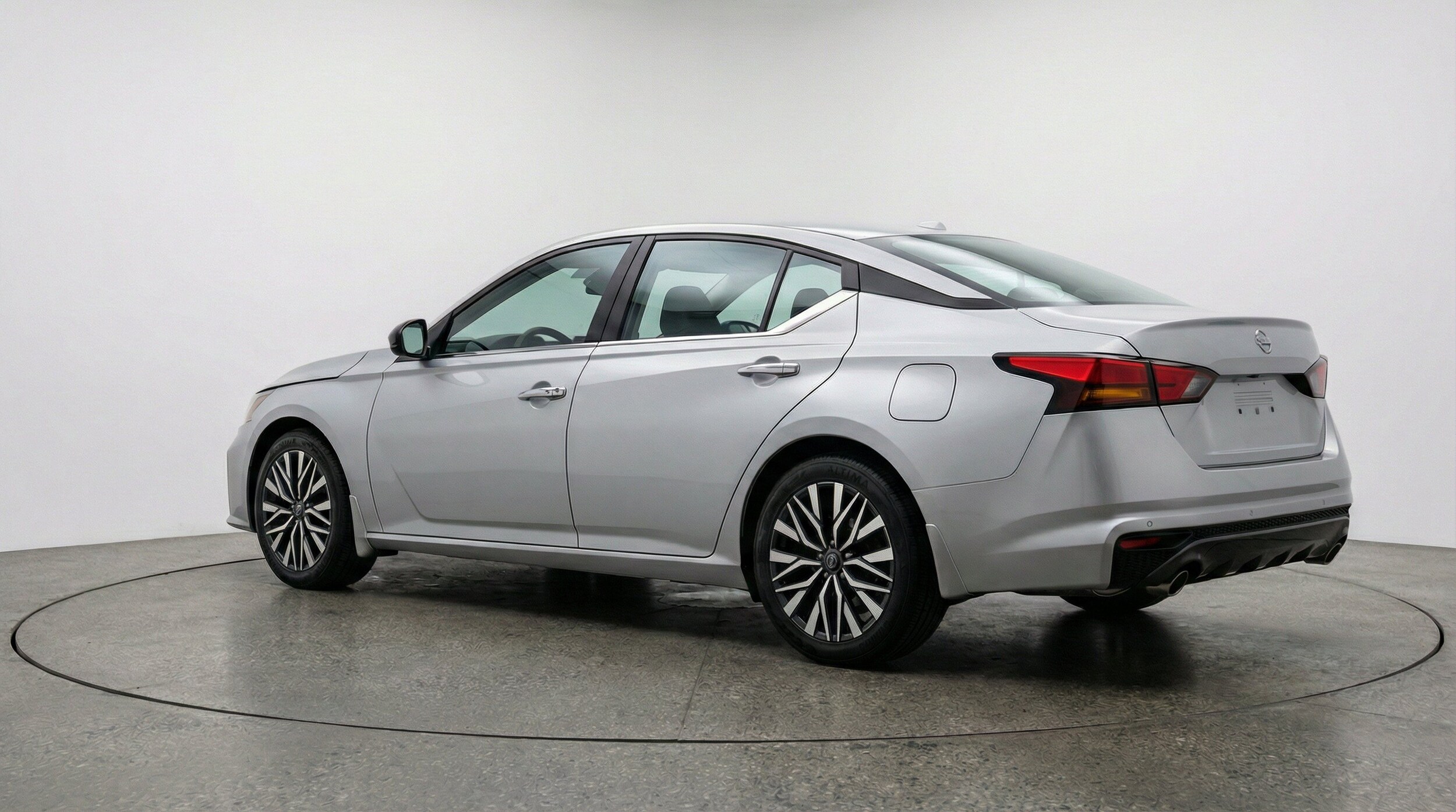 Thumbnail: 2025 Nissan Altima - 6