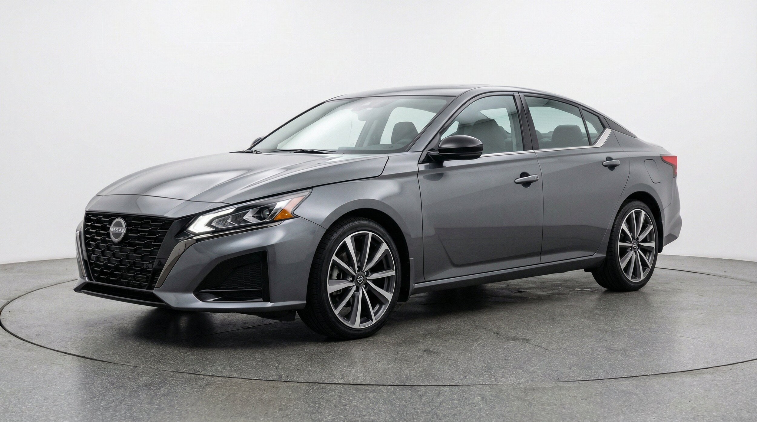 Thumbnail: 2025 Nissan Altima - 3