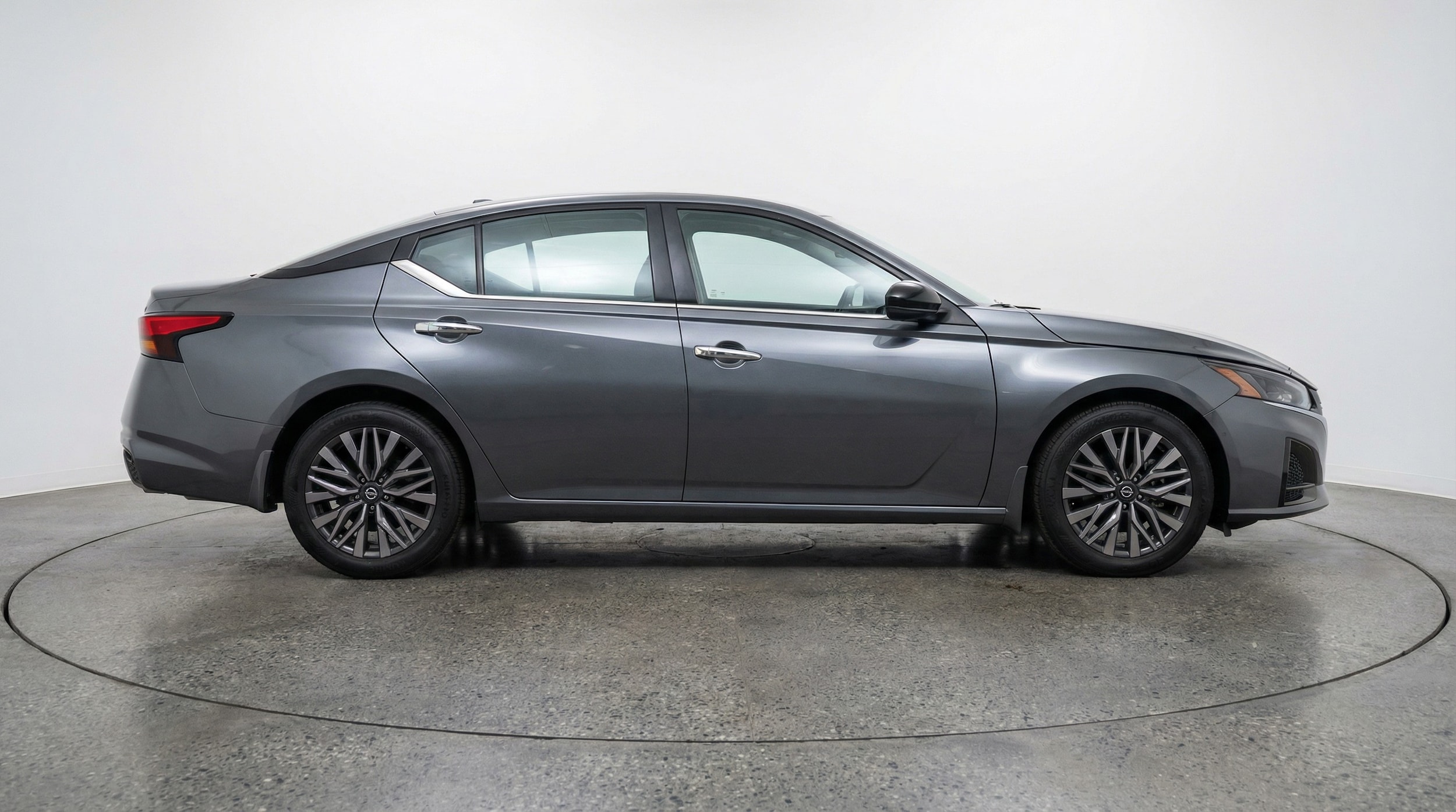 Thumbnail: 2025 Nissan Altima - 8