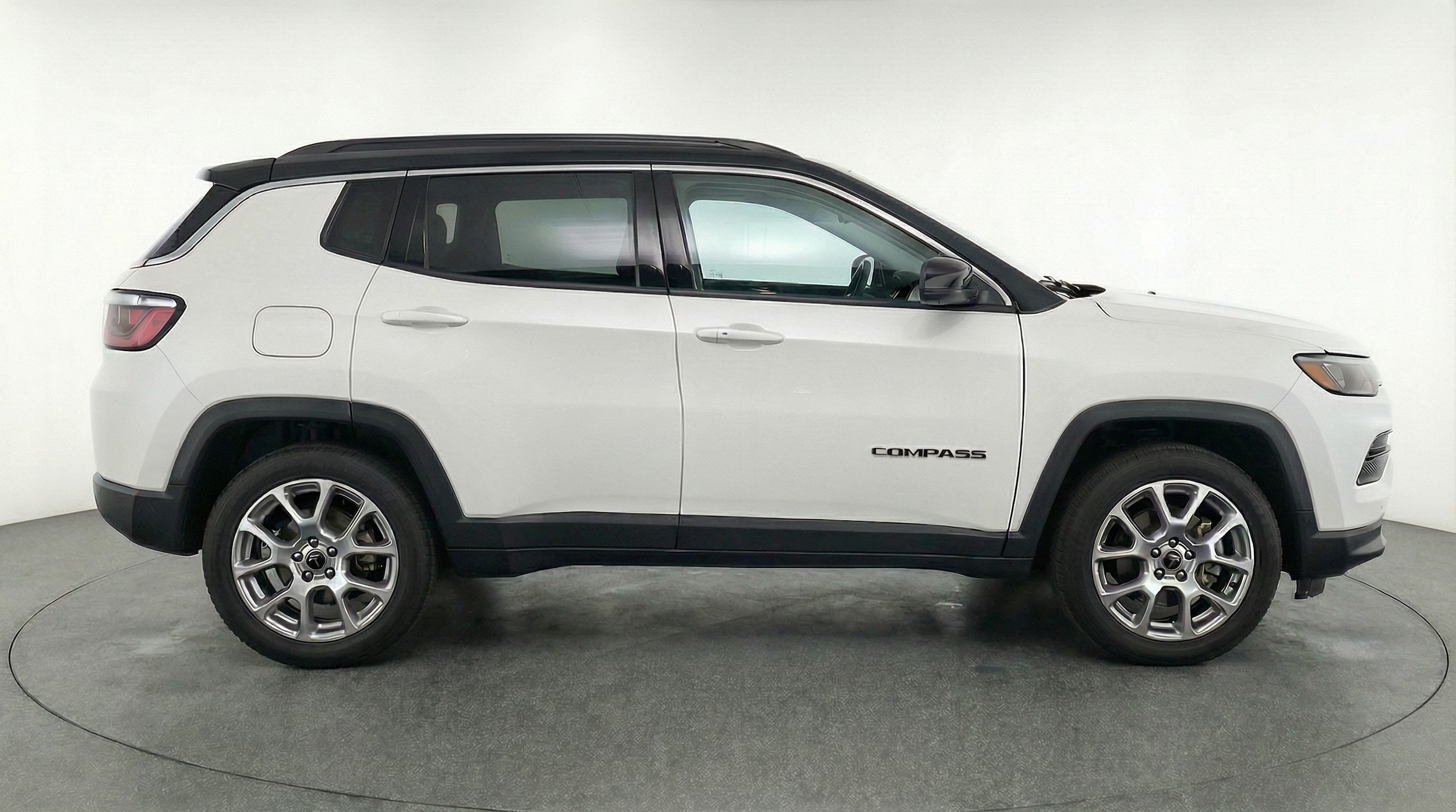 Thumbnail: 2025 Jeep Compass - 8