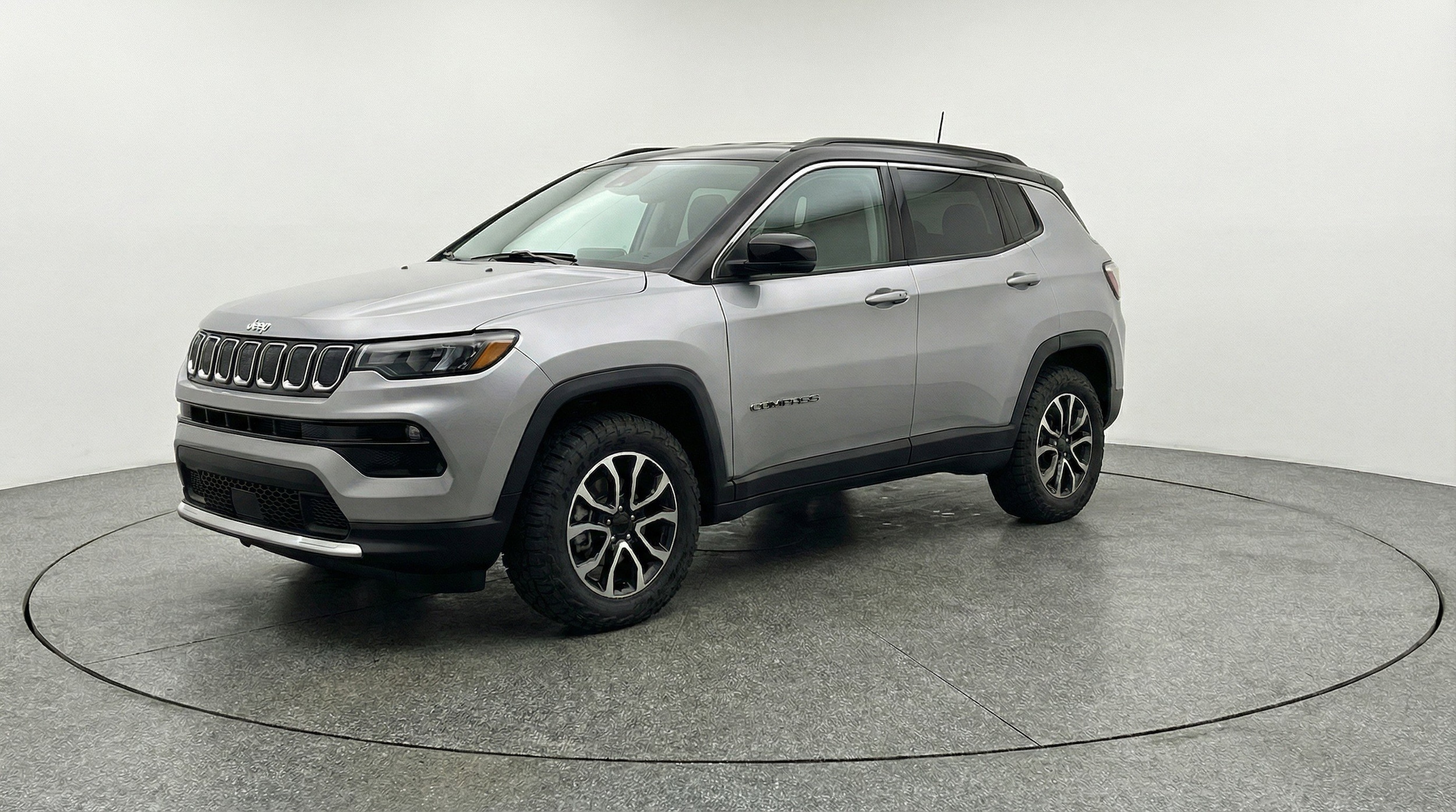 Thumbnail: 2025 Jeep Compass - 3