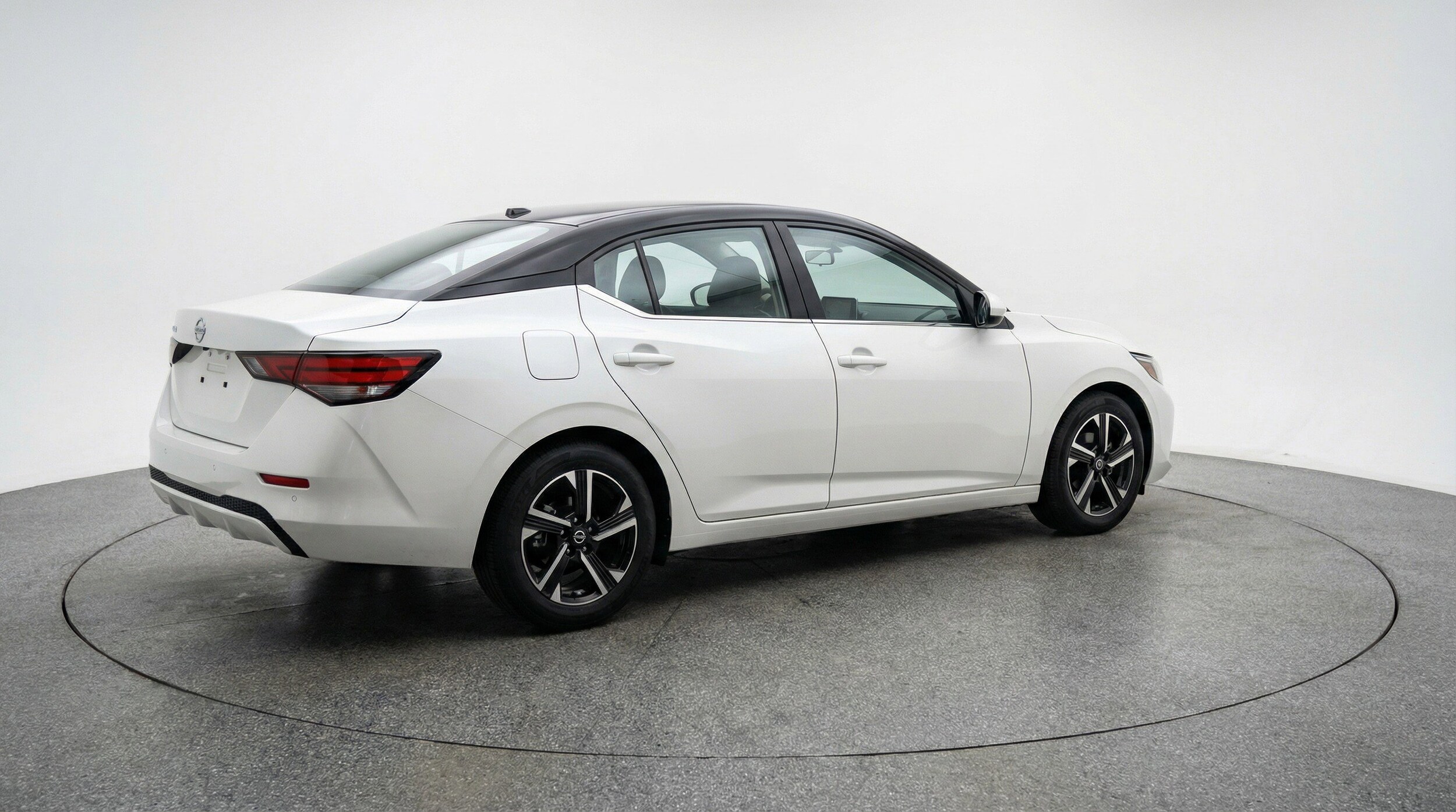 Thumbnail: 2025 Nissan Sentra - 9